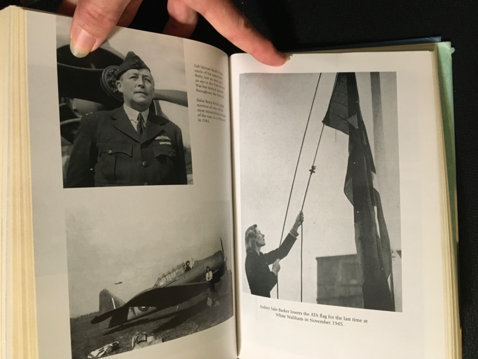 SPITFIRE WOMEN of World War II by Giles Whittell Aviation History VG HC/DJ Quik!