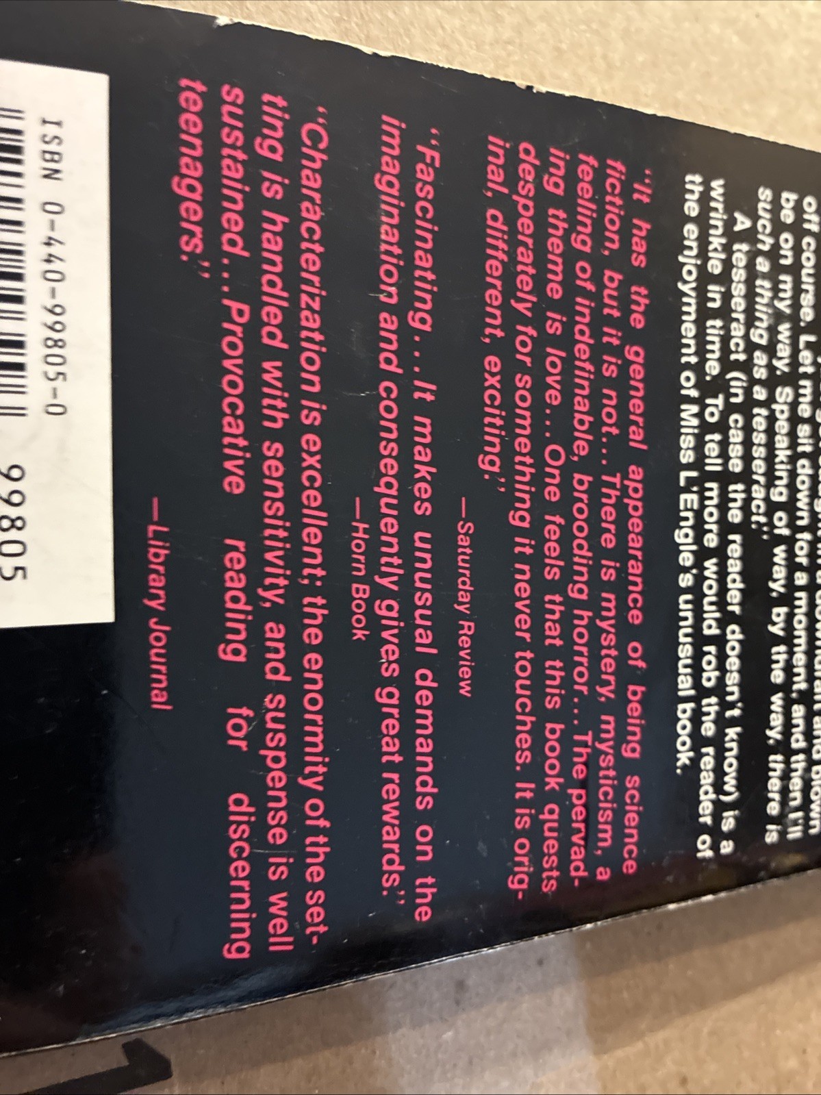 A Wrinkle in Time by Madeleine L&rsquo;Engle (Paperback, 1976)Dell Laurel Leaf Fantasy