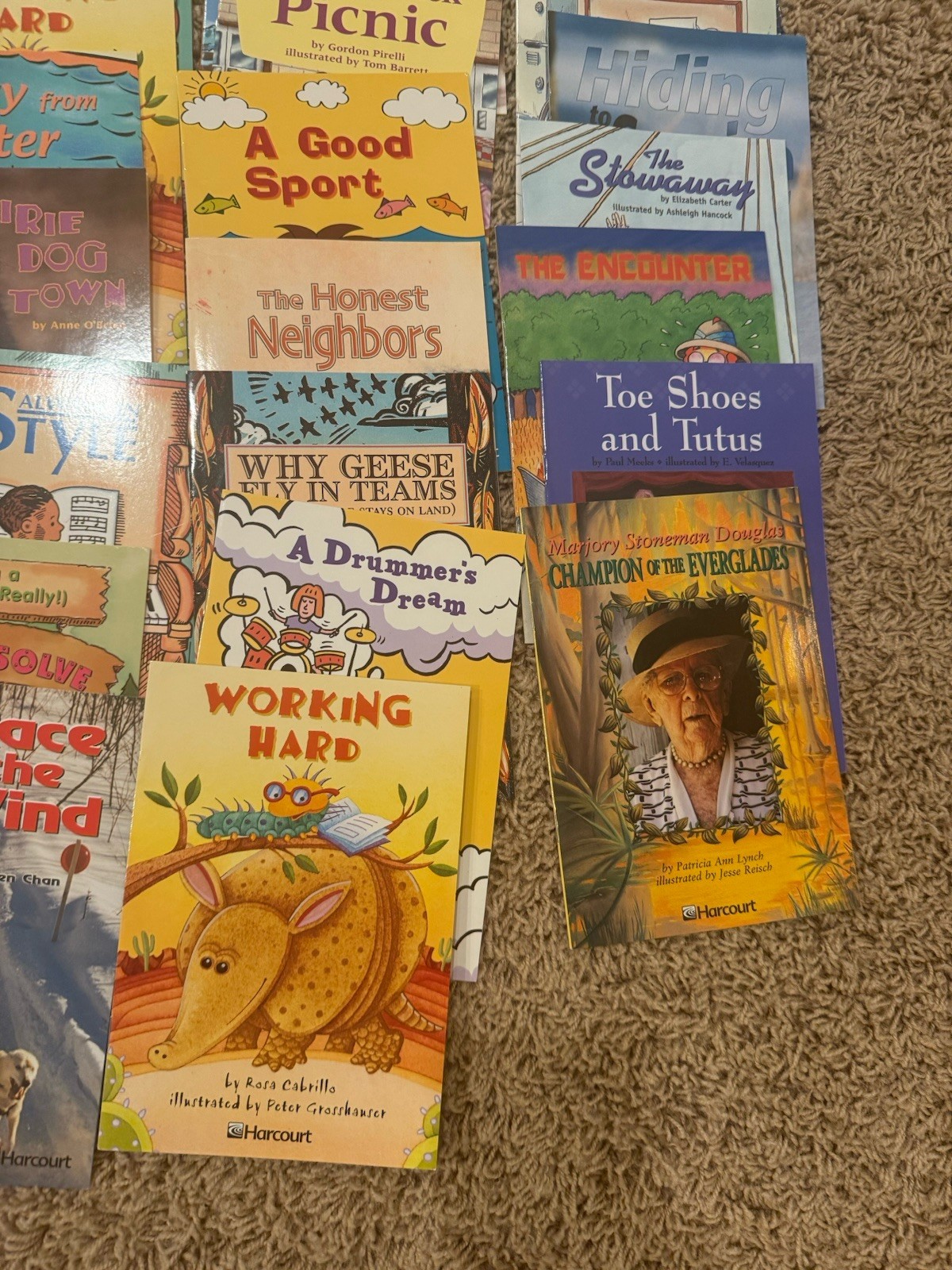 29 Harcourt Emergent Reader Variety Books * AB