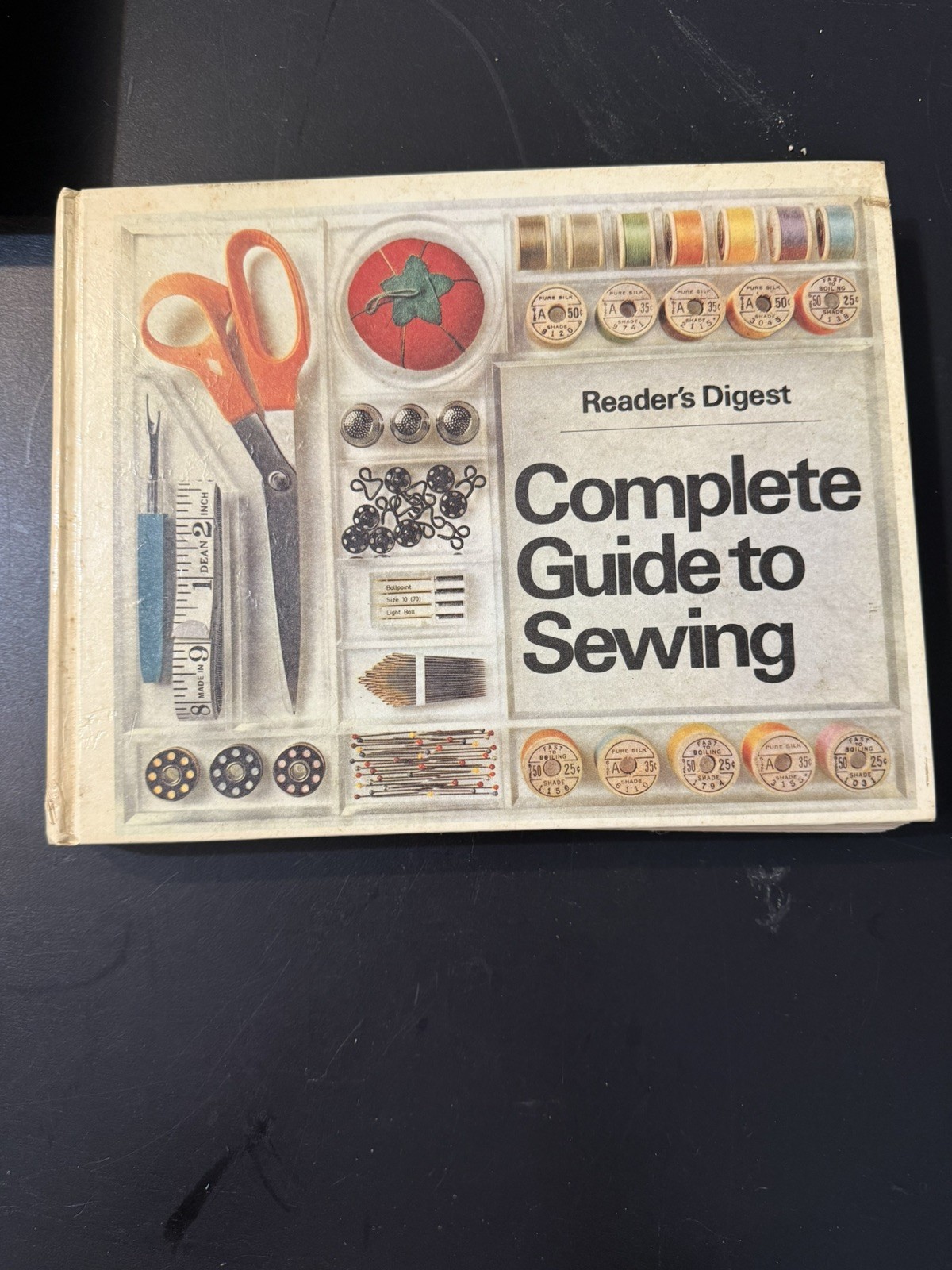 Vintage Reader&rsquo;s Digest Complete Guide to Sewing by Reader&rsquo;s Digest Editors 1976
