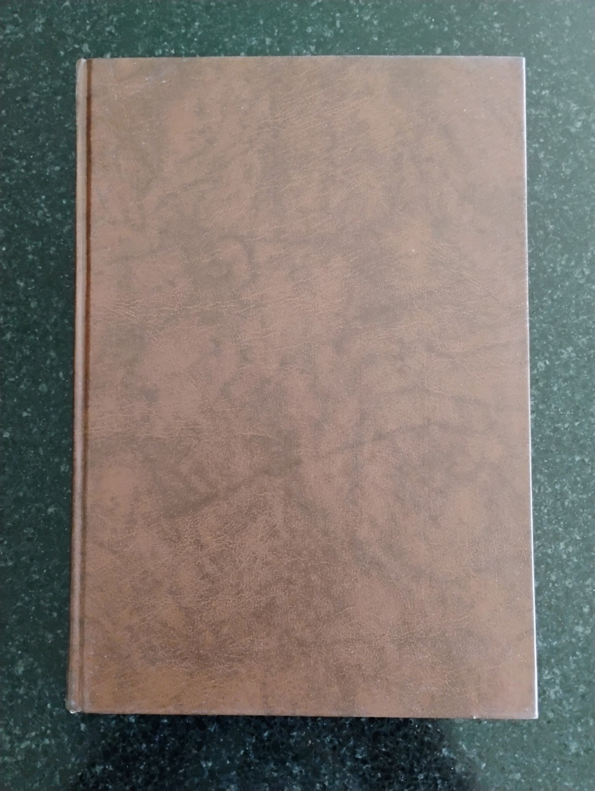 BOER WAR MEMORABILIA – THE COLLECTOR&rsquo;S GUIDE – PIETER OOSTHUIZEN – HARDCOVER