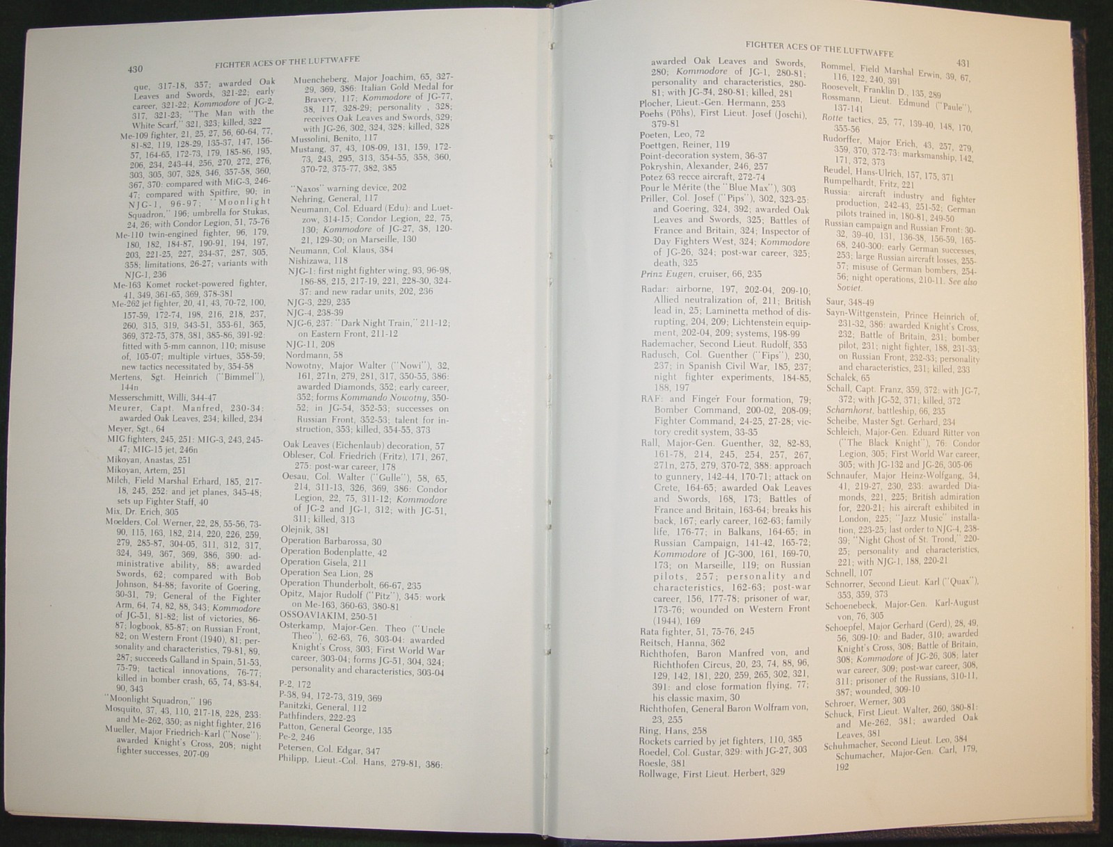 « FIGHTER ACES OF THE LUFTWAFFE » 432 pages Hardcover Illustrated Book