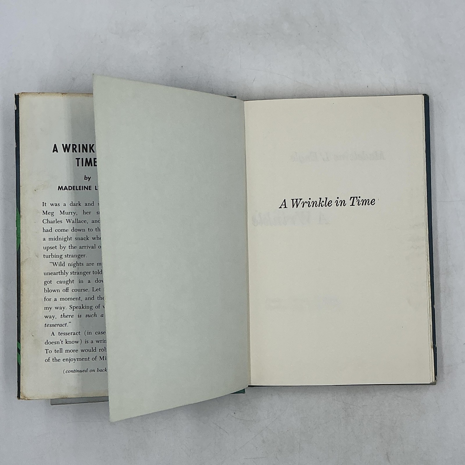 A WRINKLE IN TIME Madeleine L&rsquo;Engle 1962 1st Ed HC DJ Vintage Blue BCE