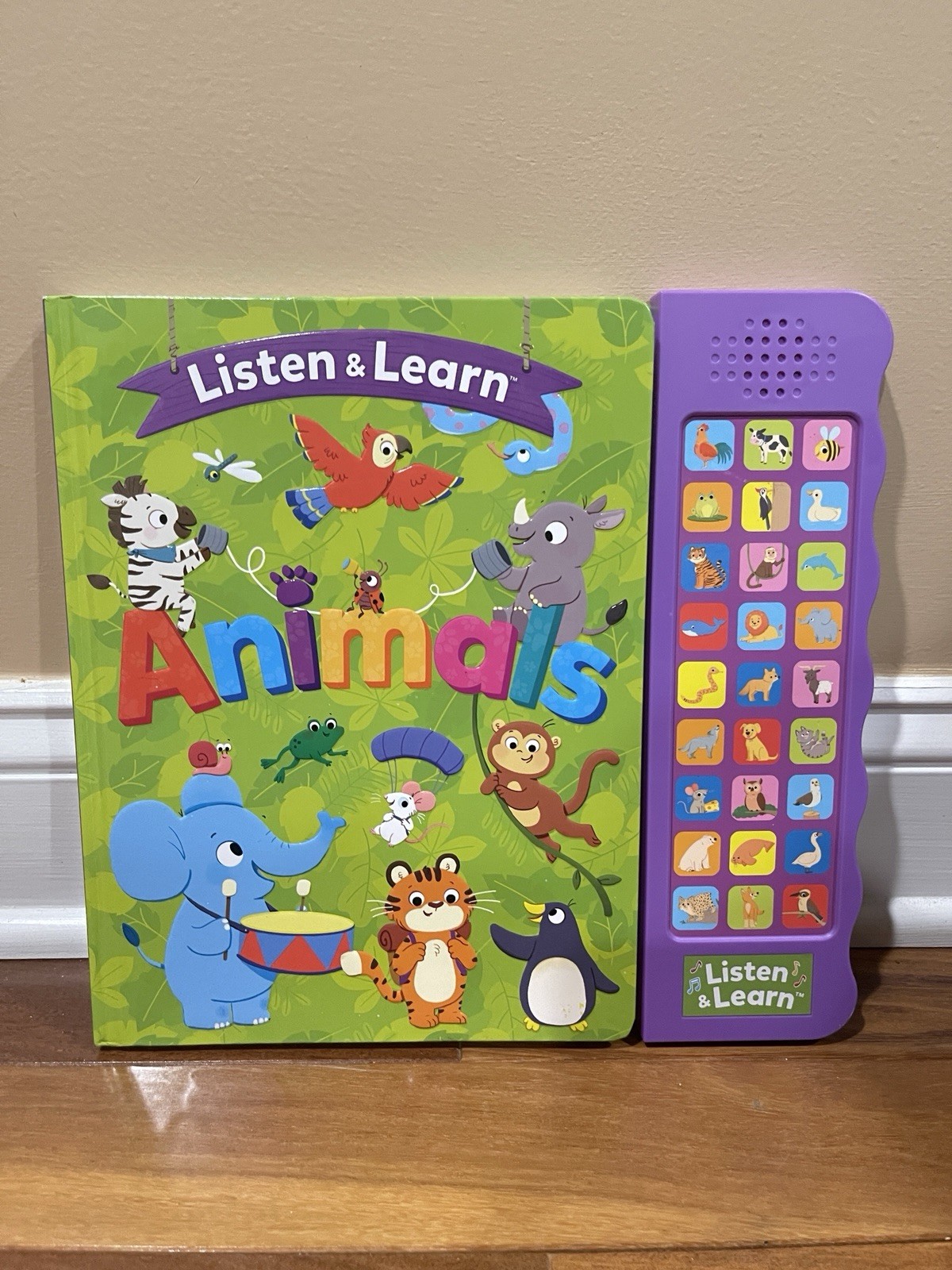 Set Of 2 Montessori Early Education Books Listen & Learn Animals, Let’s Look