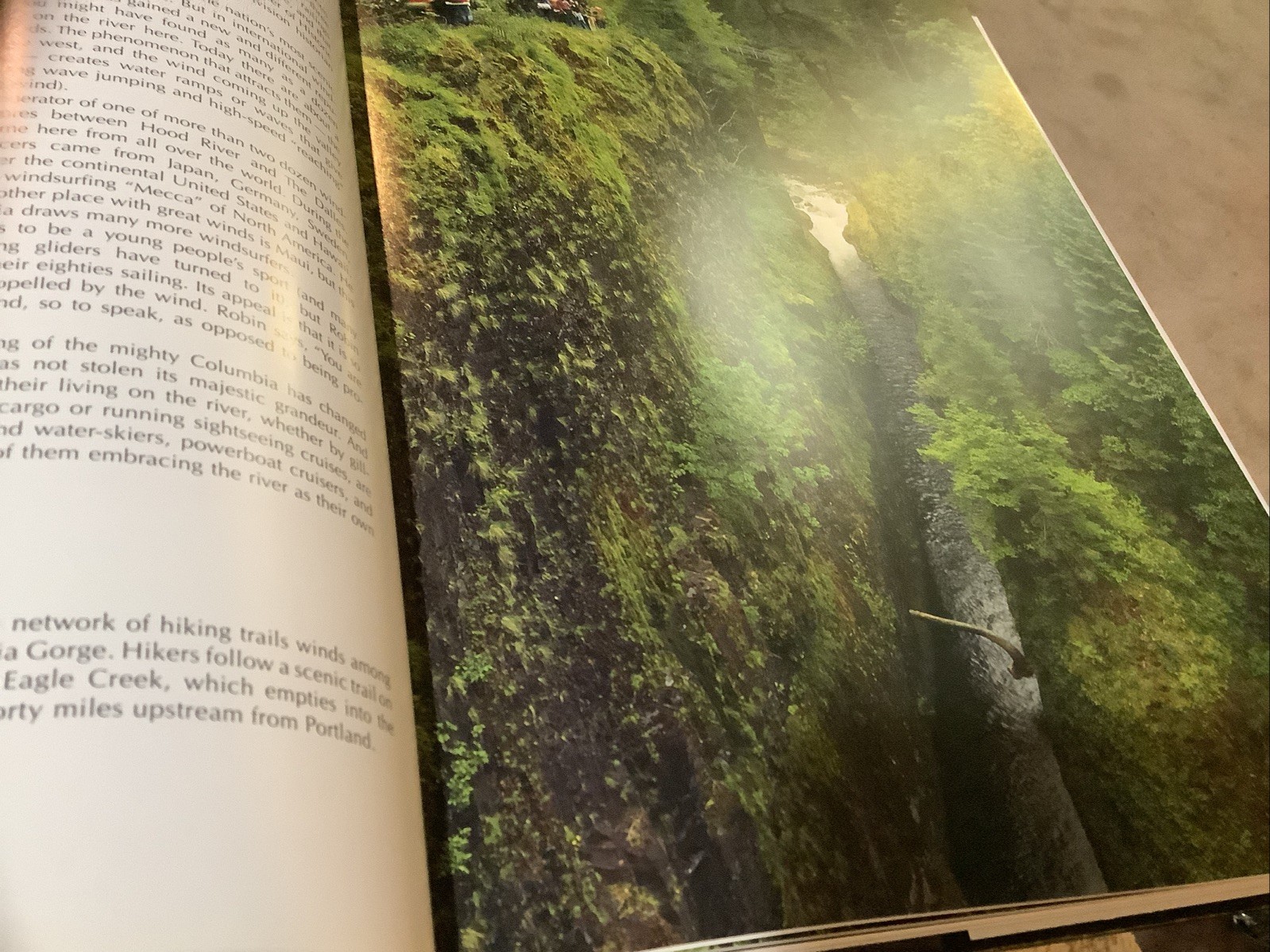 Oregon III (Book) Ray Atkeson, Text By Richard Ross, 1987, 18th printing VGUC.