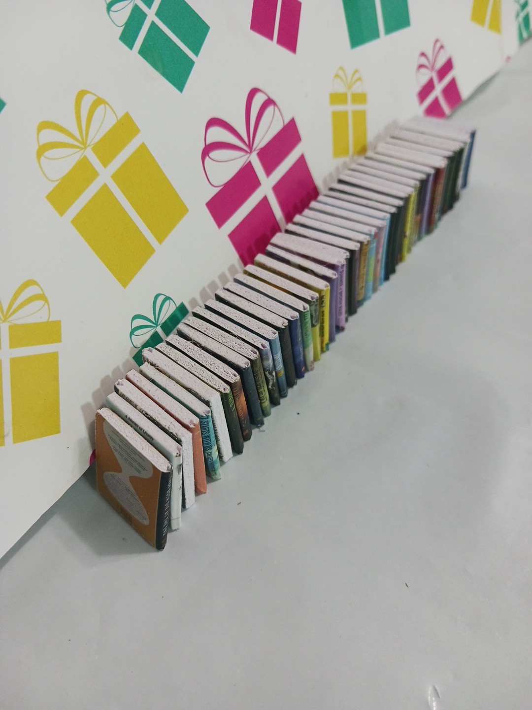 Doll house books 1:12 scale mini books 40 Cute tiny miniature book 3/4&Prime; x 5/8&Prime;