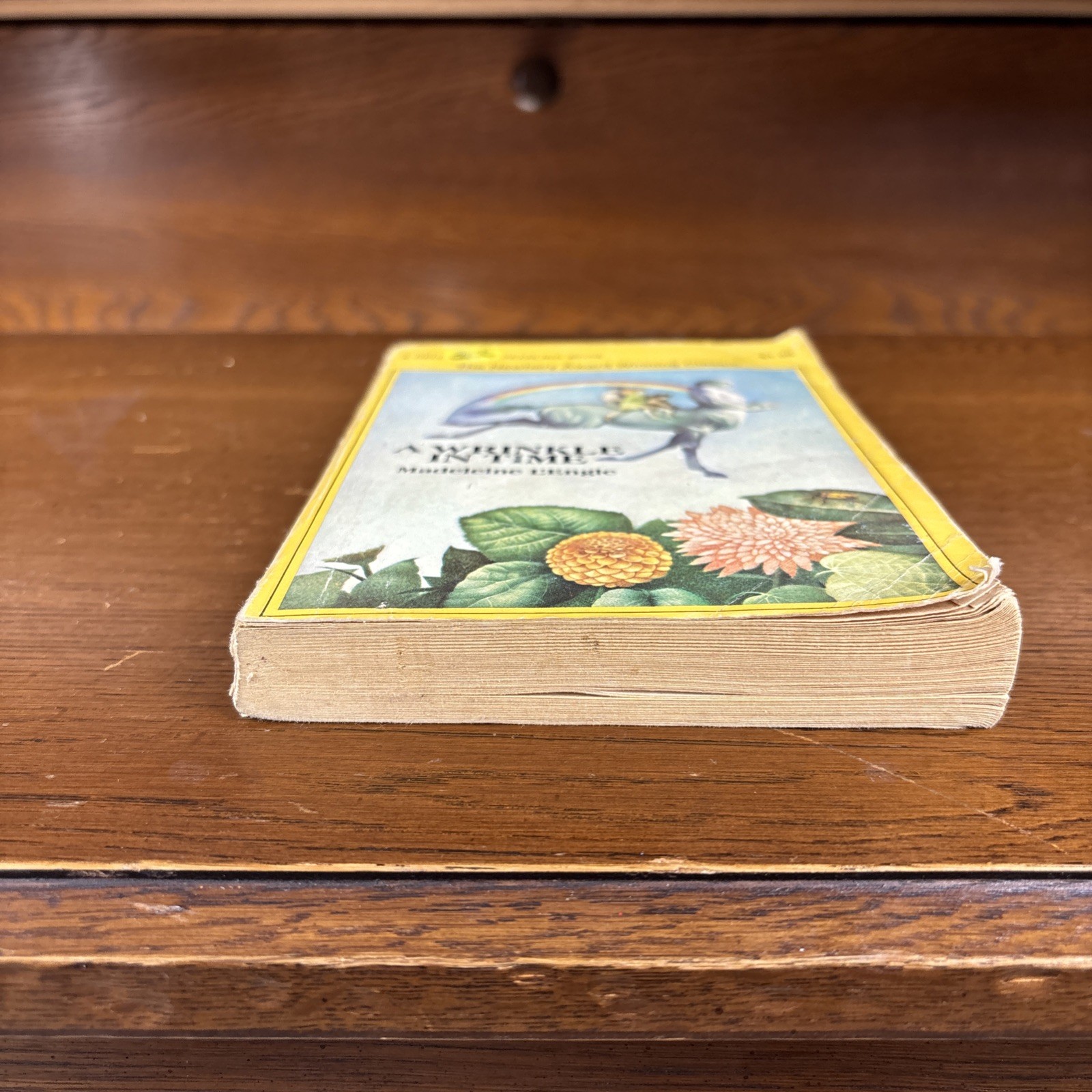 A Wrinkle in Time by Madeleine L&rsquo;Engle 1975 Dell Yearling