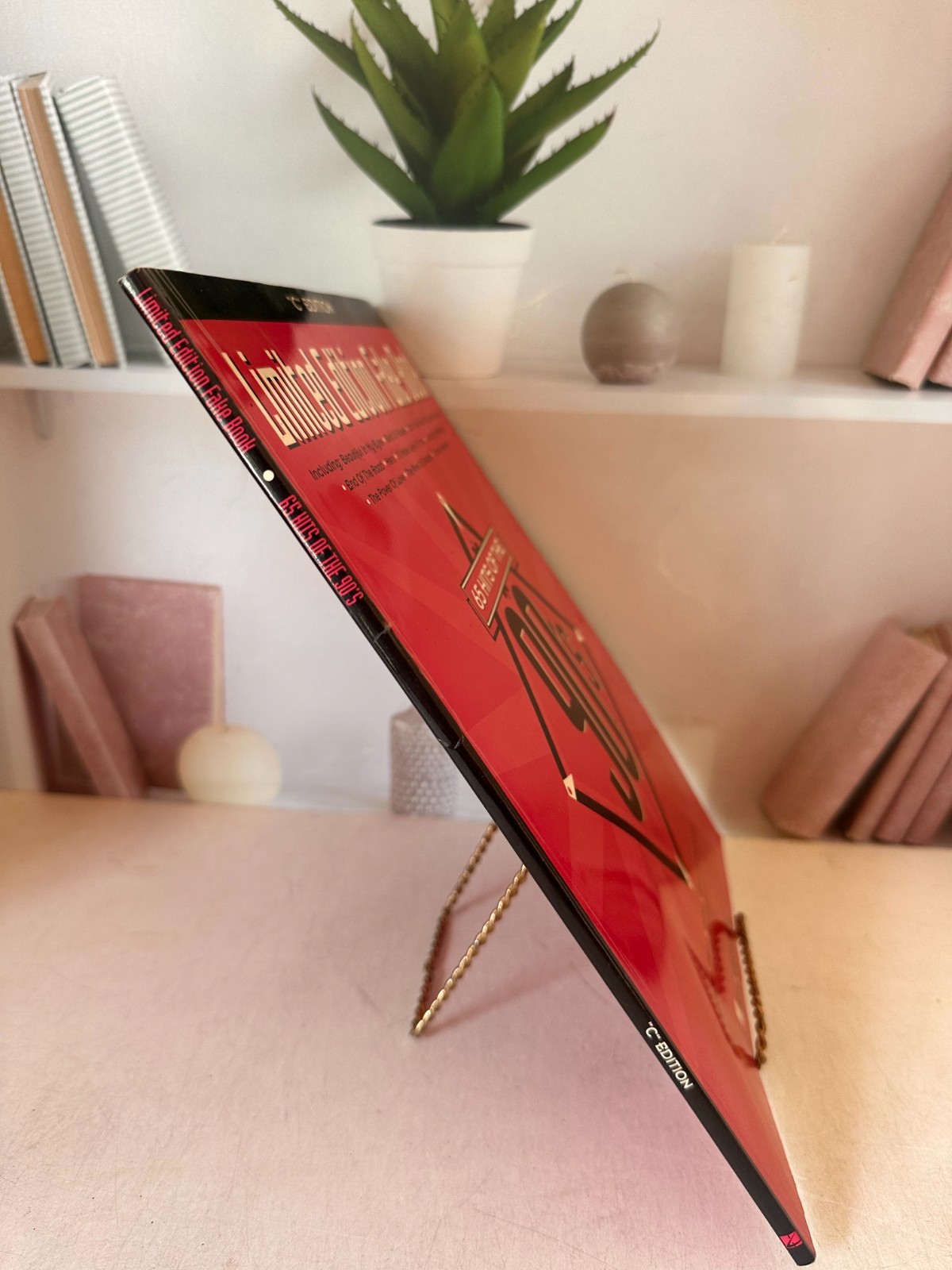 65 Hits of the 90&rsquo;s Fake Book : C Edition by Not Available 1995 Otabind