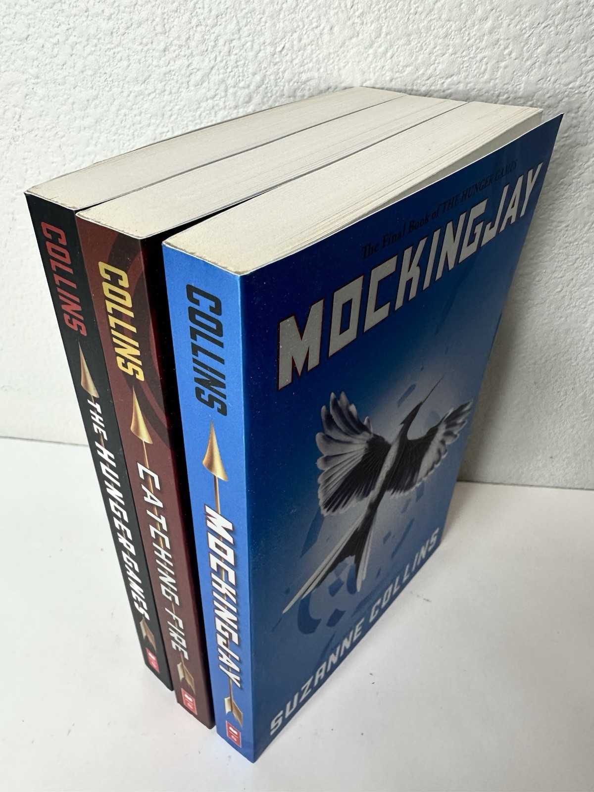 💚The Hunger Games Trilogy Box Set – Suzanne Collins – Paperback – 3 Books – New