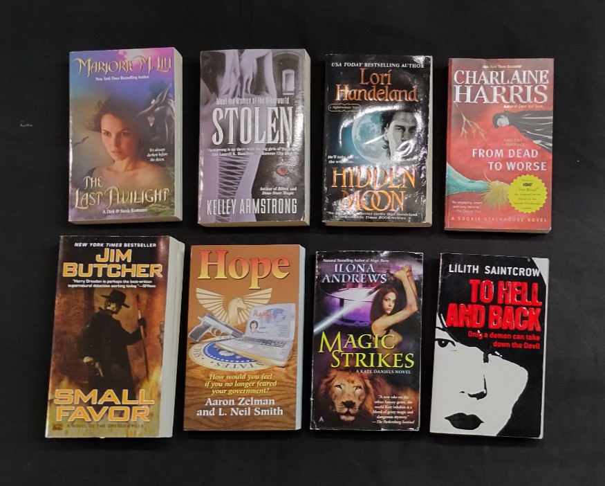Lot of 14 Sci-Fi & Fantasy Books! Kim Harrison Ilona Andrews & Charlaine Harris!