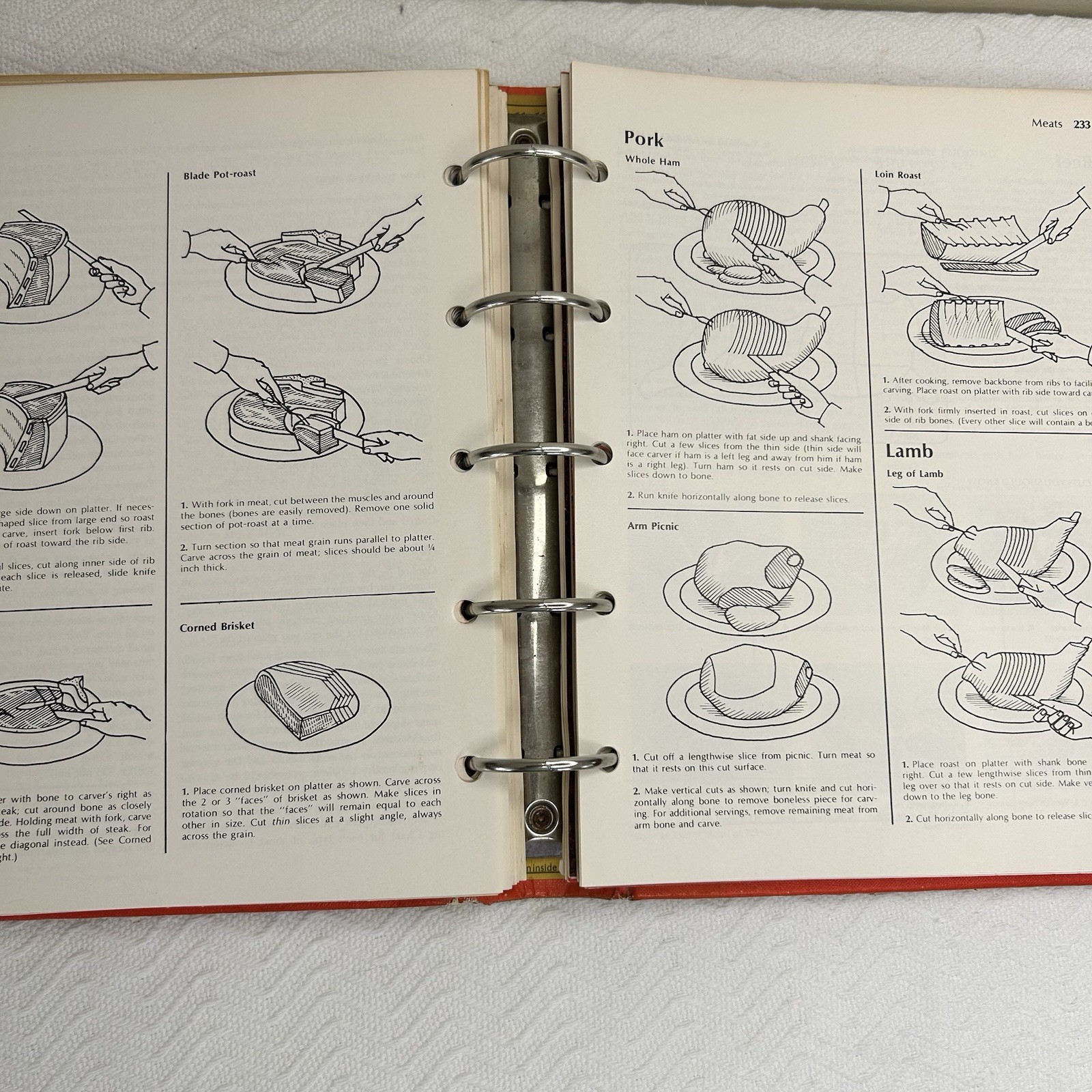 Betty Crocker&rsquo;s Cookbook 1974 Vintage 23rd Printing with 5 Ring Binder