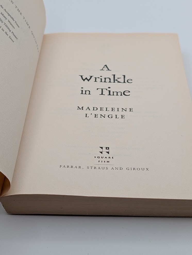 A Wrinkle in Time by Madeleine L&rsquo;Engle – Paperback 2007 – Good Condition