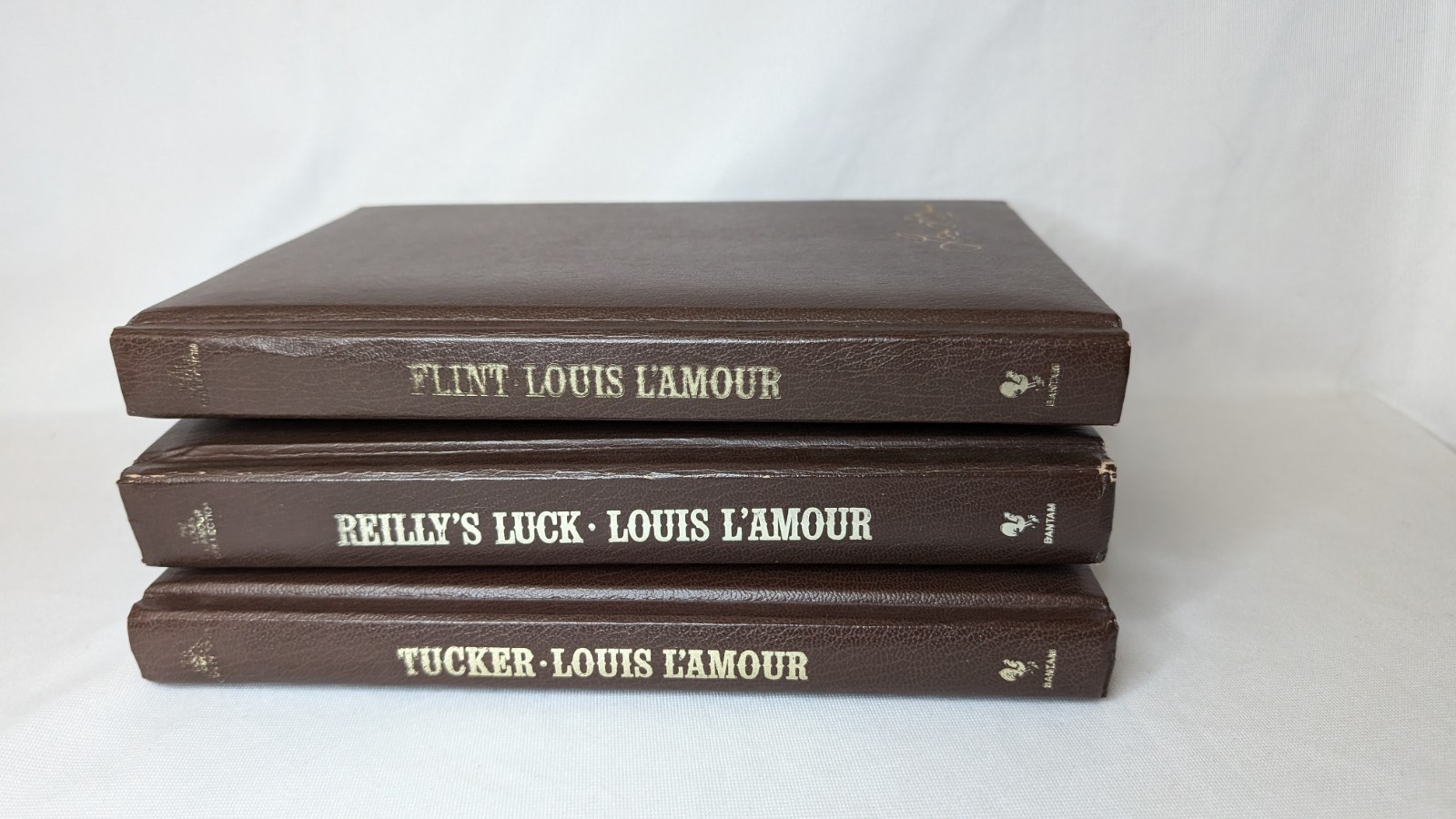 LOUIS L&rsquo;AMOUR LEATHERETTE HC BOOKS SACKETT BANTAM WESTERN – Pick Your Title Menu