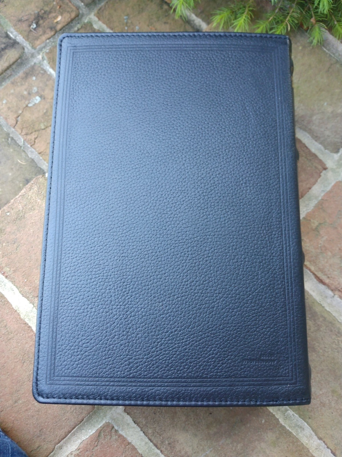 Kjv, Wide-Margin Reference Bible, Sovereign Collection, Genuine Leather, Black,