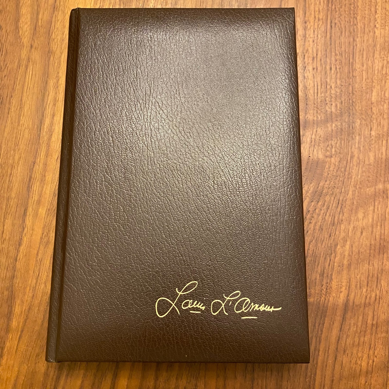 Louis L&rsquo;amour LEATHERETTE Books – YOU PICK TITLES – Buy 4+, Save 15%