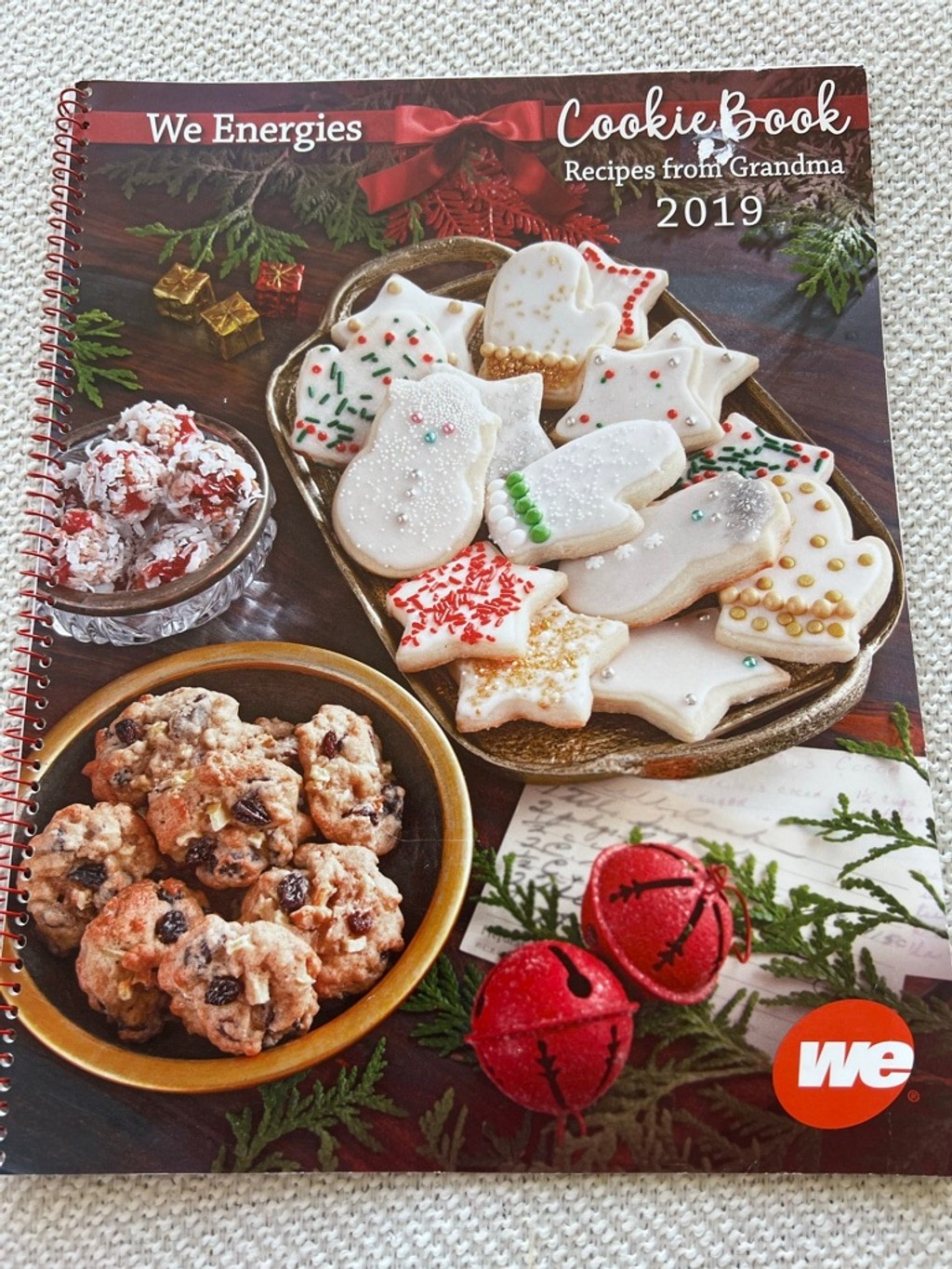 We Energies Christmas Cookbook 2019!