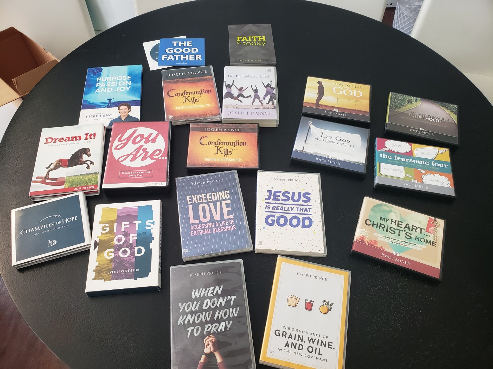Lot 60 + Faith Teaching CD&rsquo;S & DVD&rsquo;s Joseph Prince Joel Osteen Joyce Meyer Books