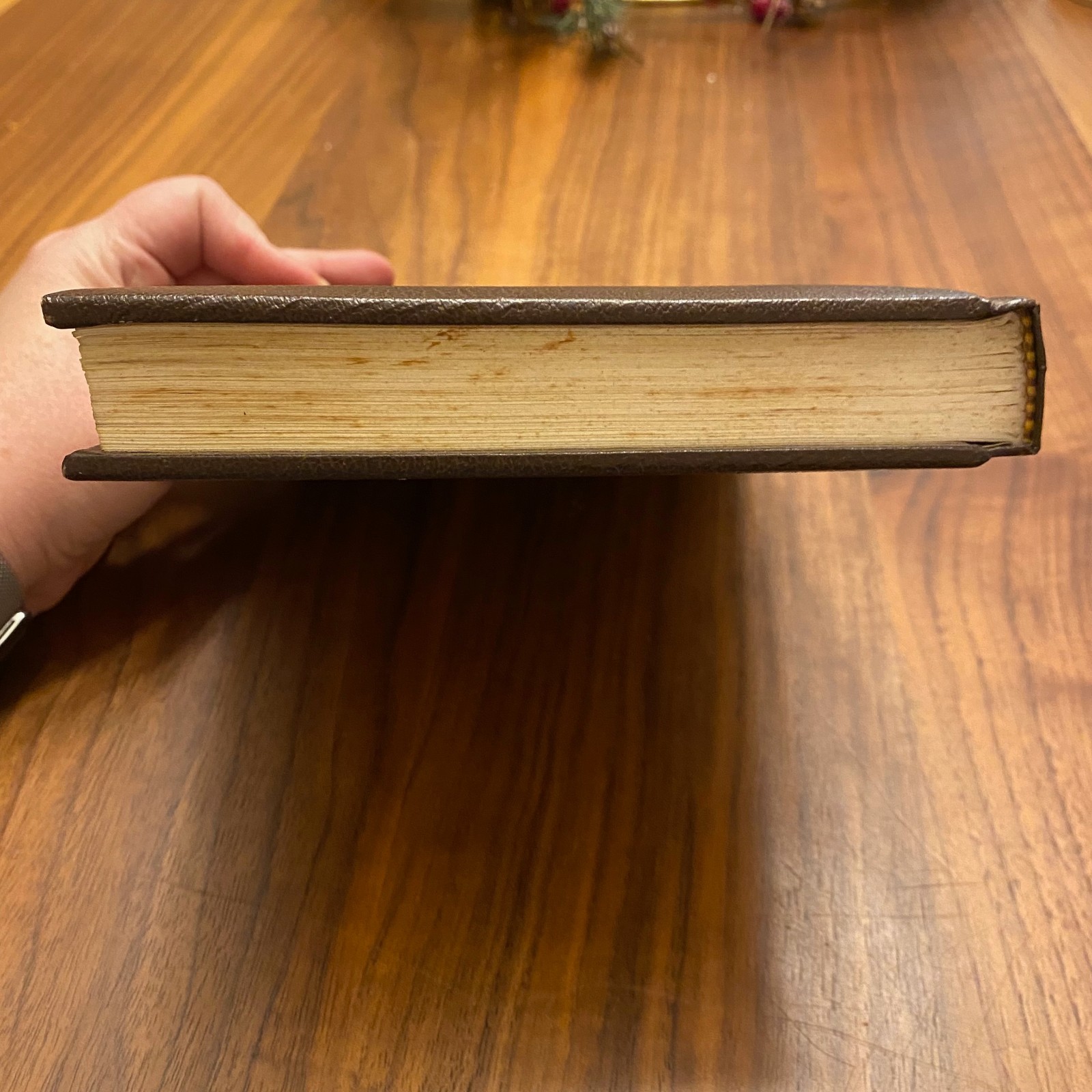 Louis L&rsquo;amour LEATHERETTE Books – YOU PICK TITLES – Buy 4+, Save 15%