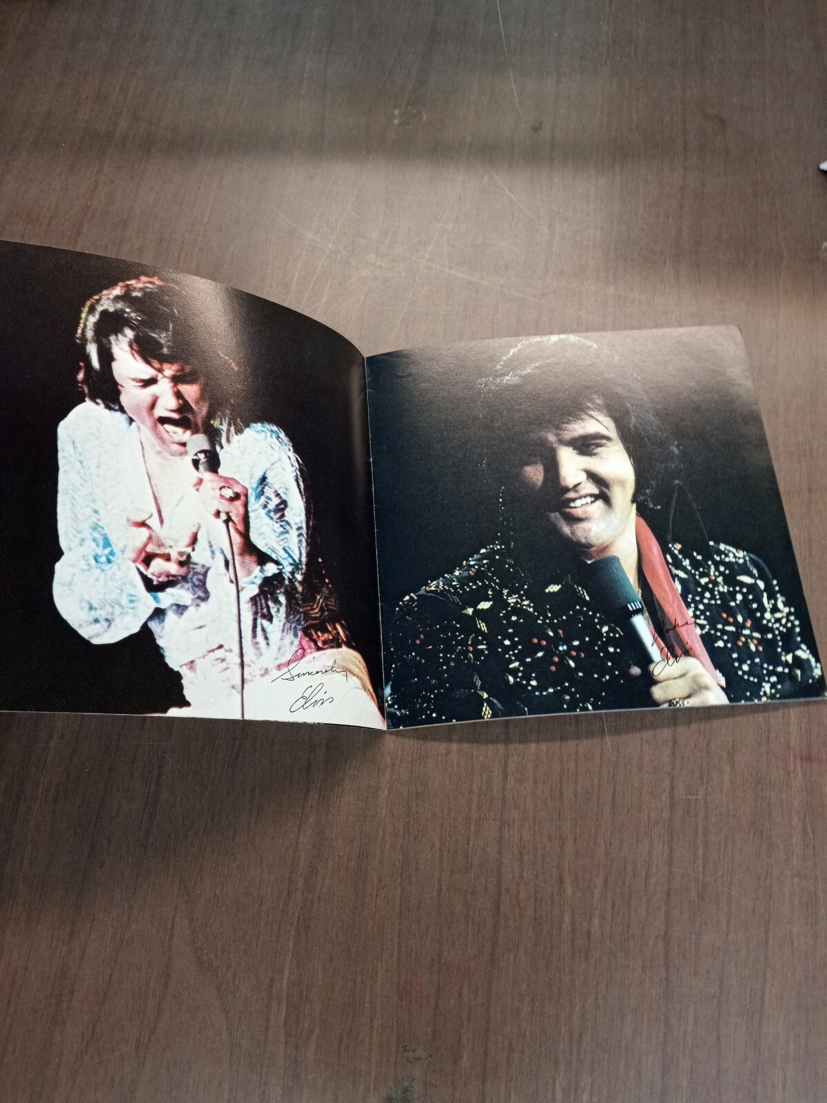 Elvis Presley Memories of Elvis Series RCA Records Booklet 16 pages