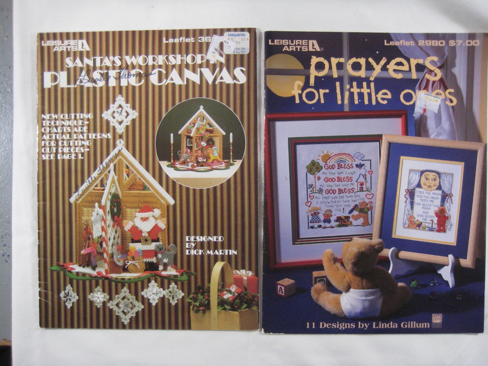 Lot 27 books Leisure Arts Leaflet Christmas plastic canvas cat country Halloween