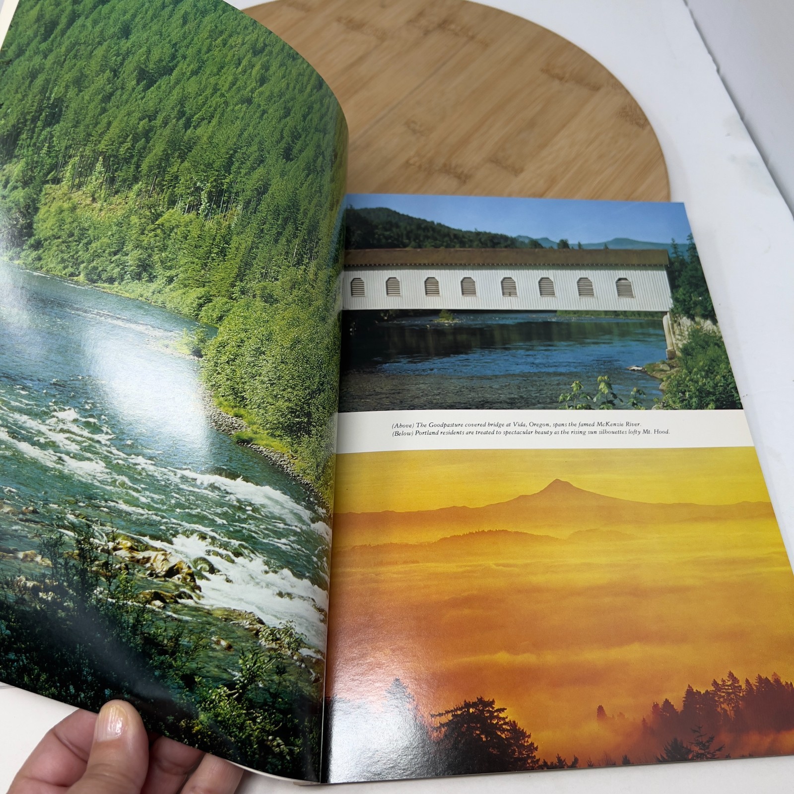 Images of OREGON Featuring Ray Atkeson Photography (Paperback, 1980)