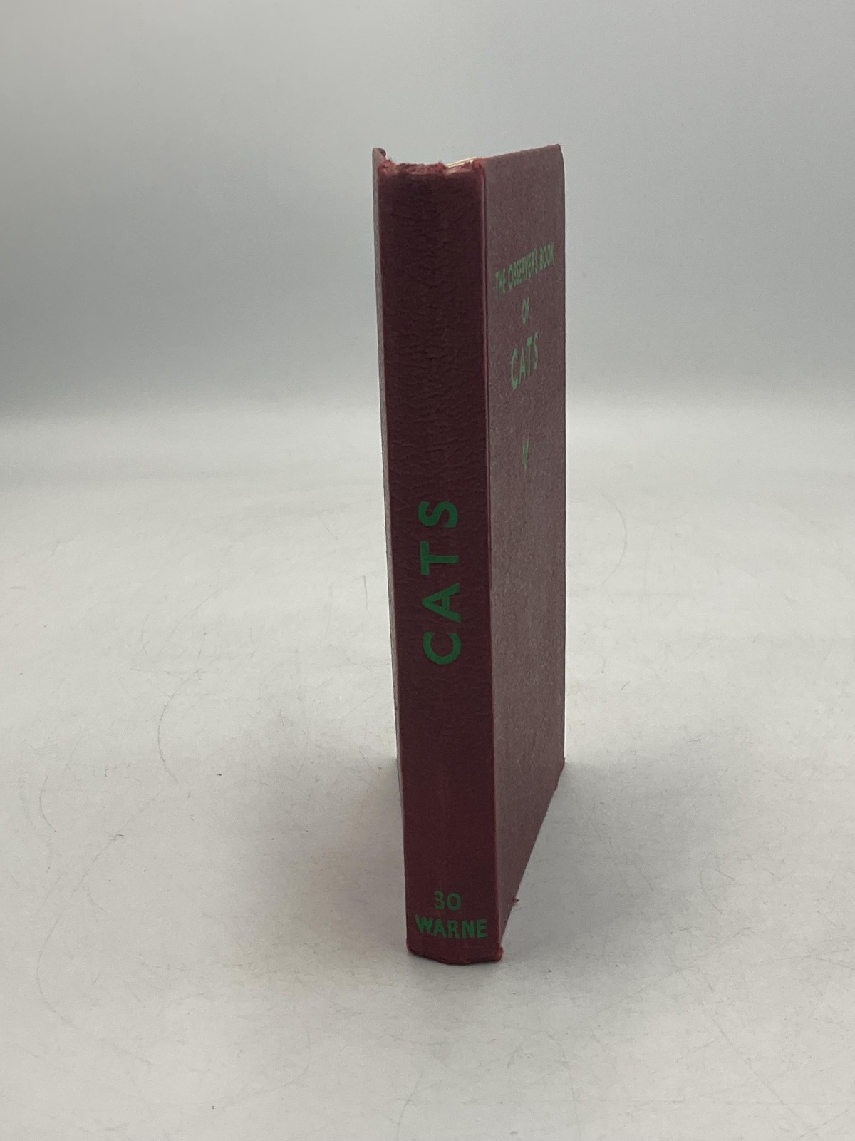 Vintage The Observer&rsquo;s Book Of Cats Grace Pond Hardcover 1971 Warne Pocket Size
