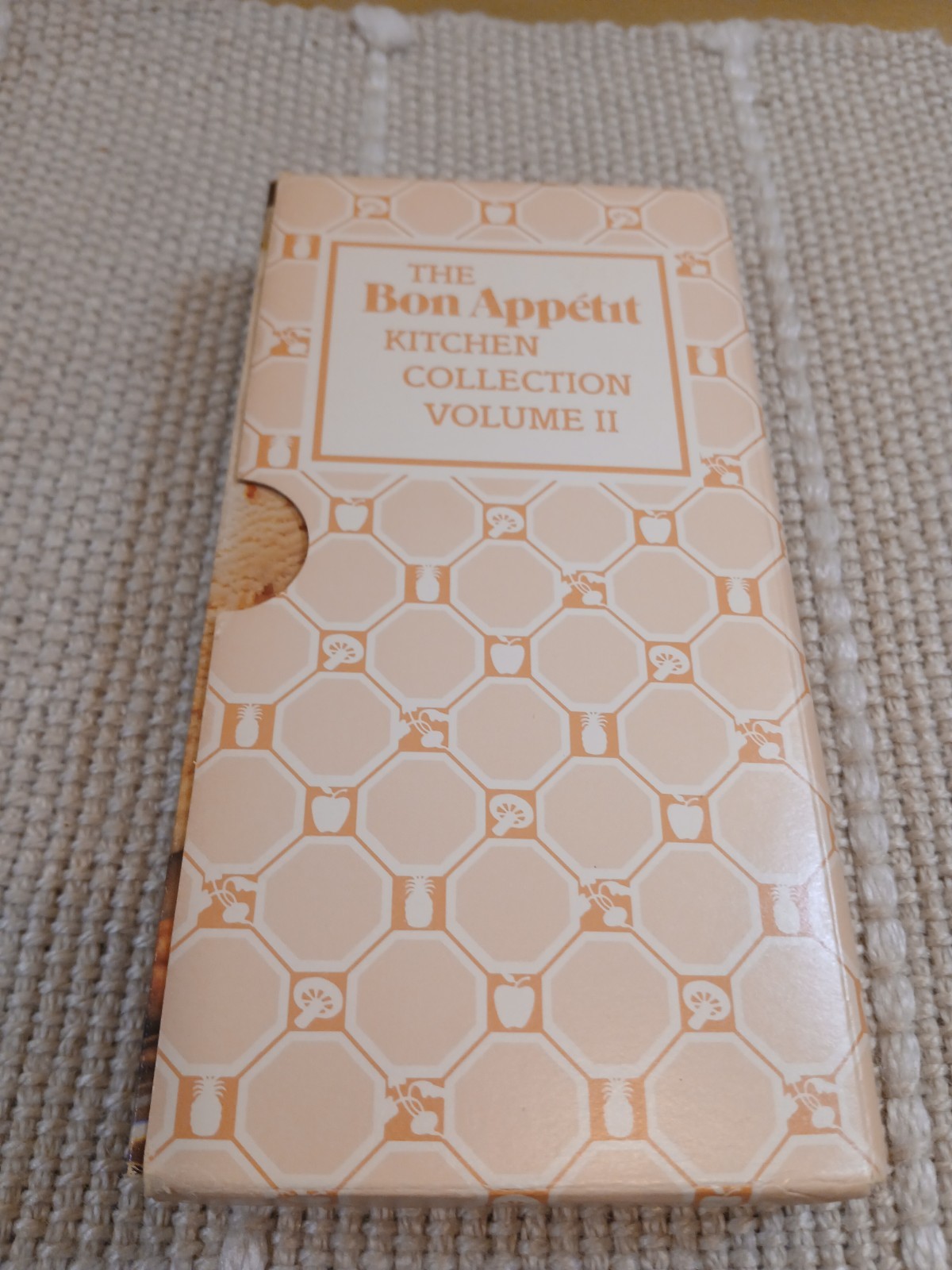 Vintage Bon Apetit Kitchen Collection & Homestyle Cooking MIni Cookbooks -bk1.1