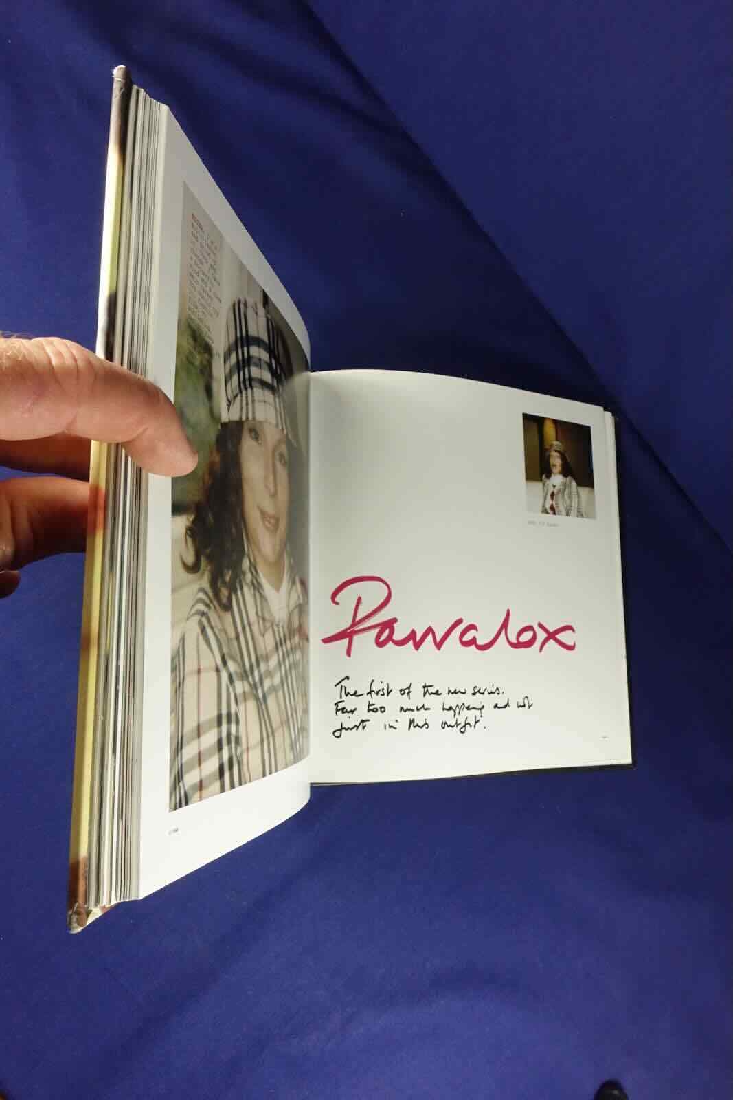 ABSOLUTELY FABULOUS CONTINUITY Jennifer Saunders 2001 HARDCOVER PHOTO BOOK