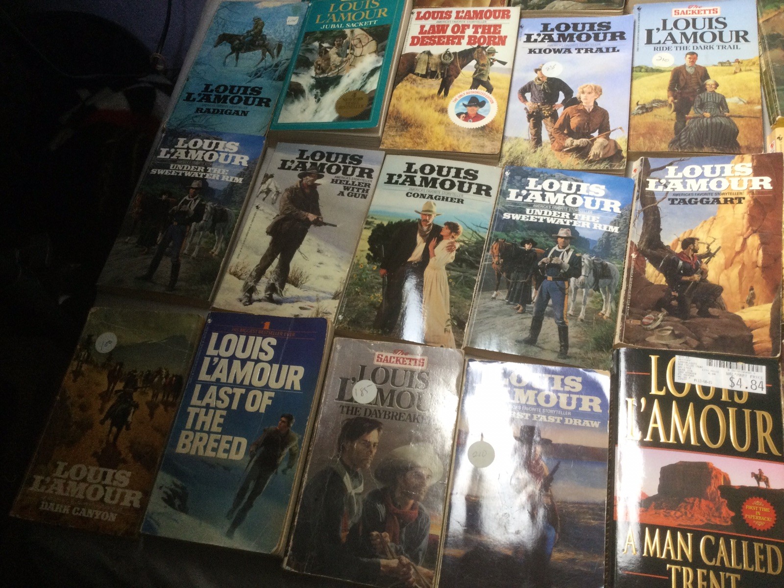 80+ Louis L&rsquo;Amour Paperback Lot Western Collection Sackett Series
