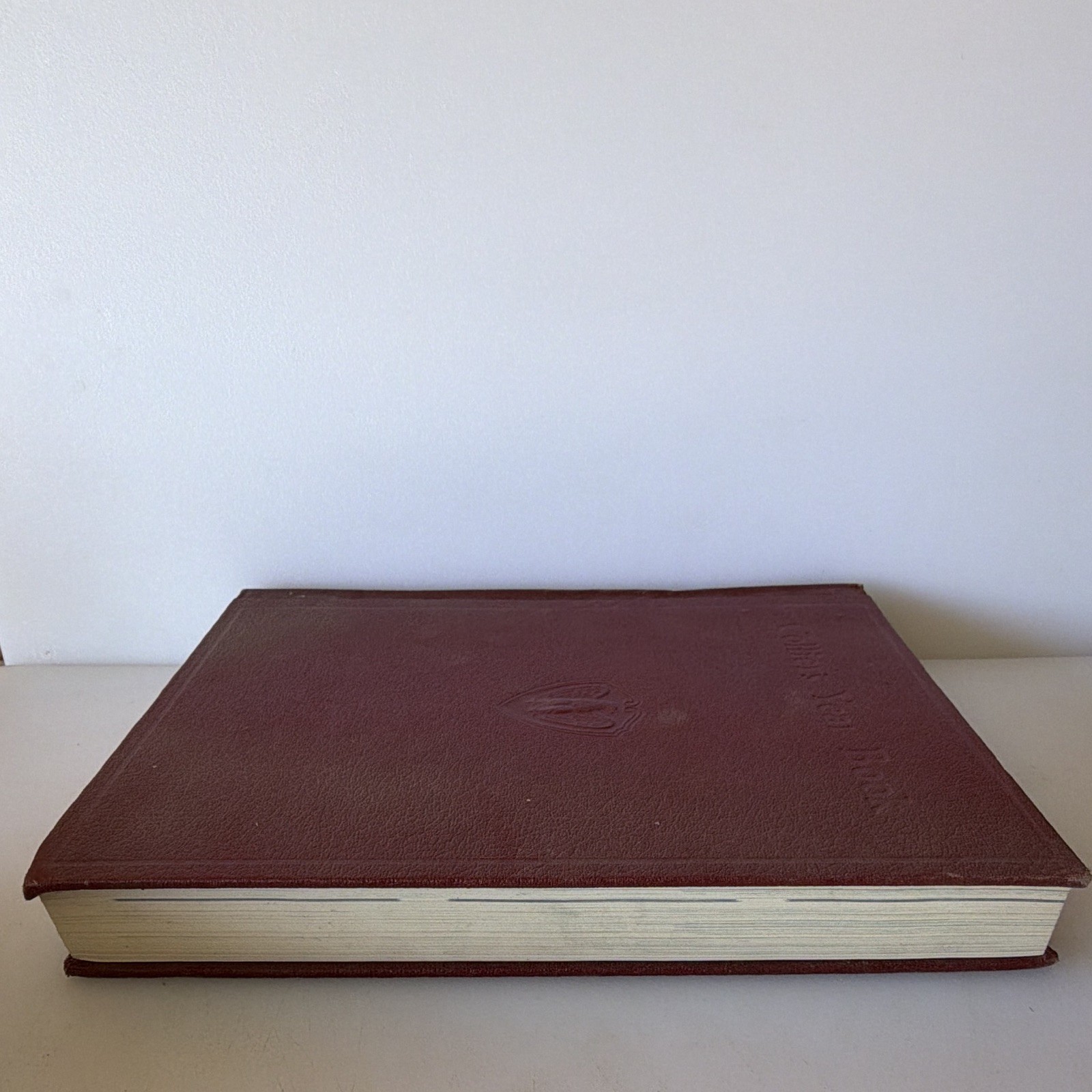 Collier Collier&rsquo;s Year Book 1956 Hardcover Leather Bound English Reference