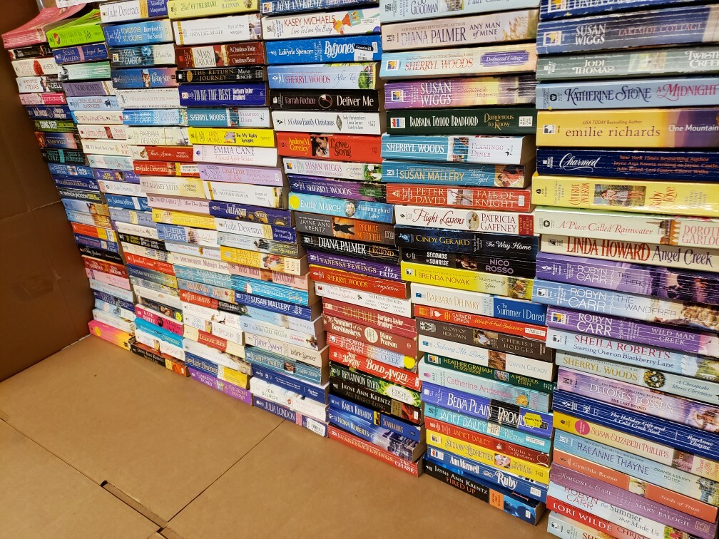 Lot of 20 Contemporary ROMANCE Paperbacks PB Popular Author Books RANDOM*MIX