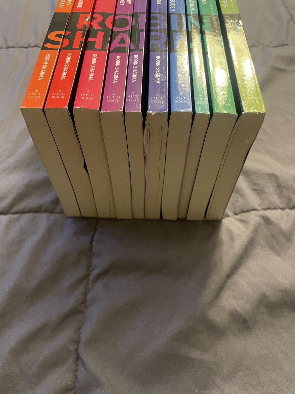 Robin Sharma Collector&rsquo;s Edition 10 Volume Pack The Monk Who Sold His Ferrari