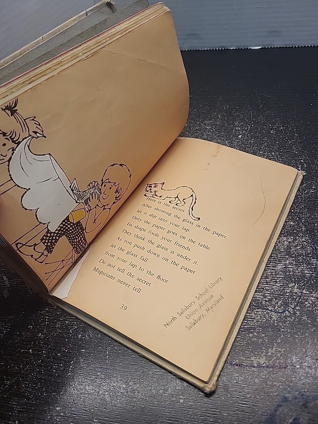 Vintage Magic Secrets by Rose Wyler and Gerald Ames 1967 I Can Read