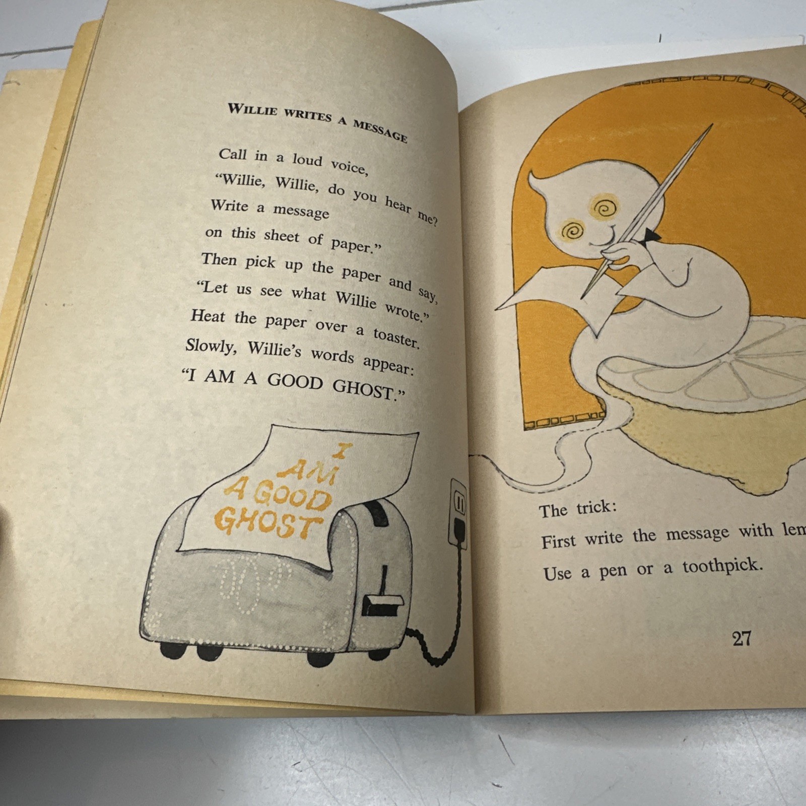 Vintage Spooky Tricks Rose Wyler Gerald Ames 1968 Scholastic Magic Book Haunted
