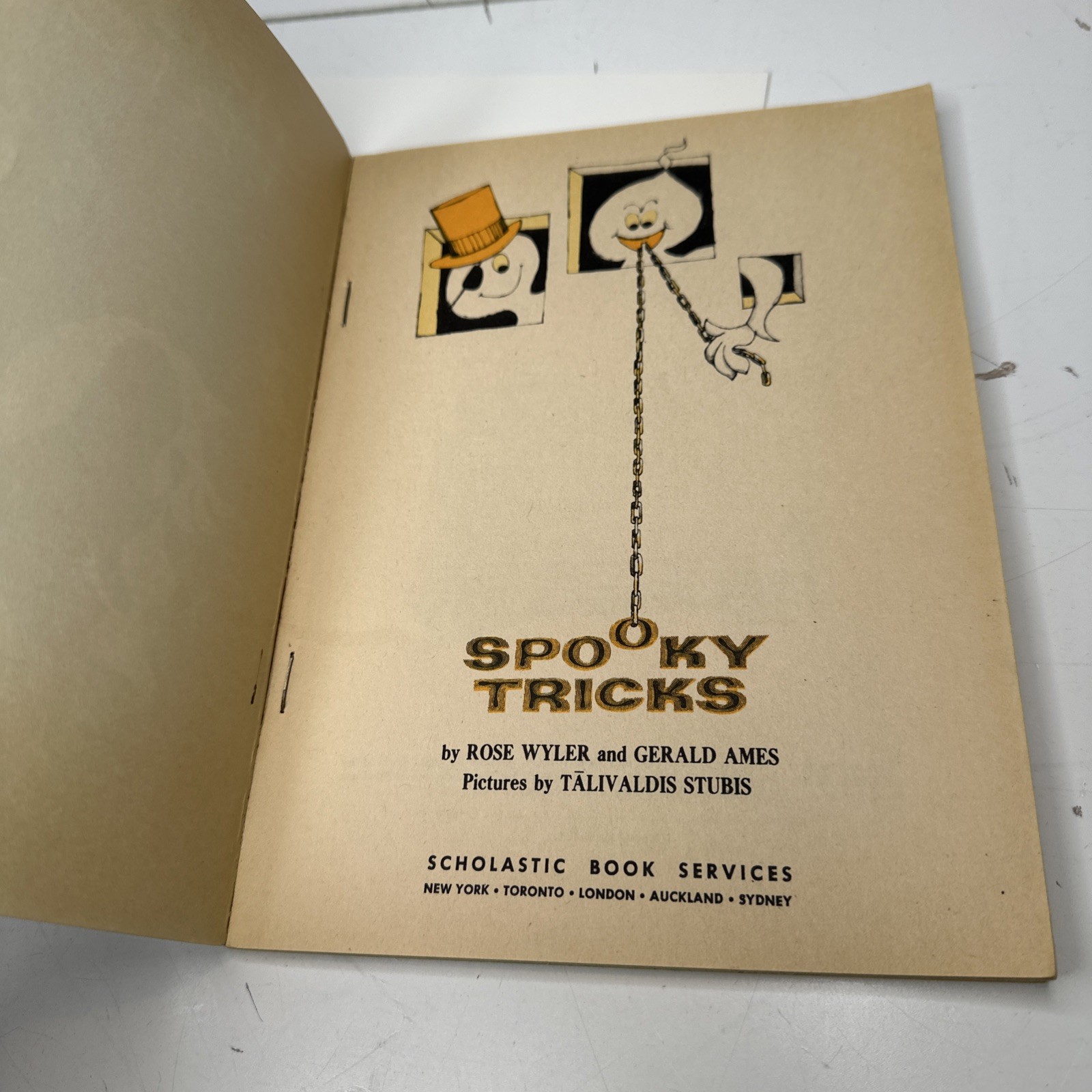 Vintage Spooky Tricks Rose Wyler Gerald Ames 1968 Scholastic Magic Book Haunted