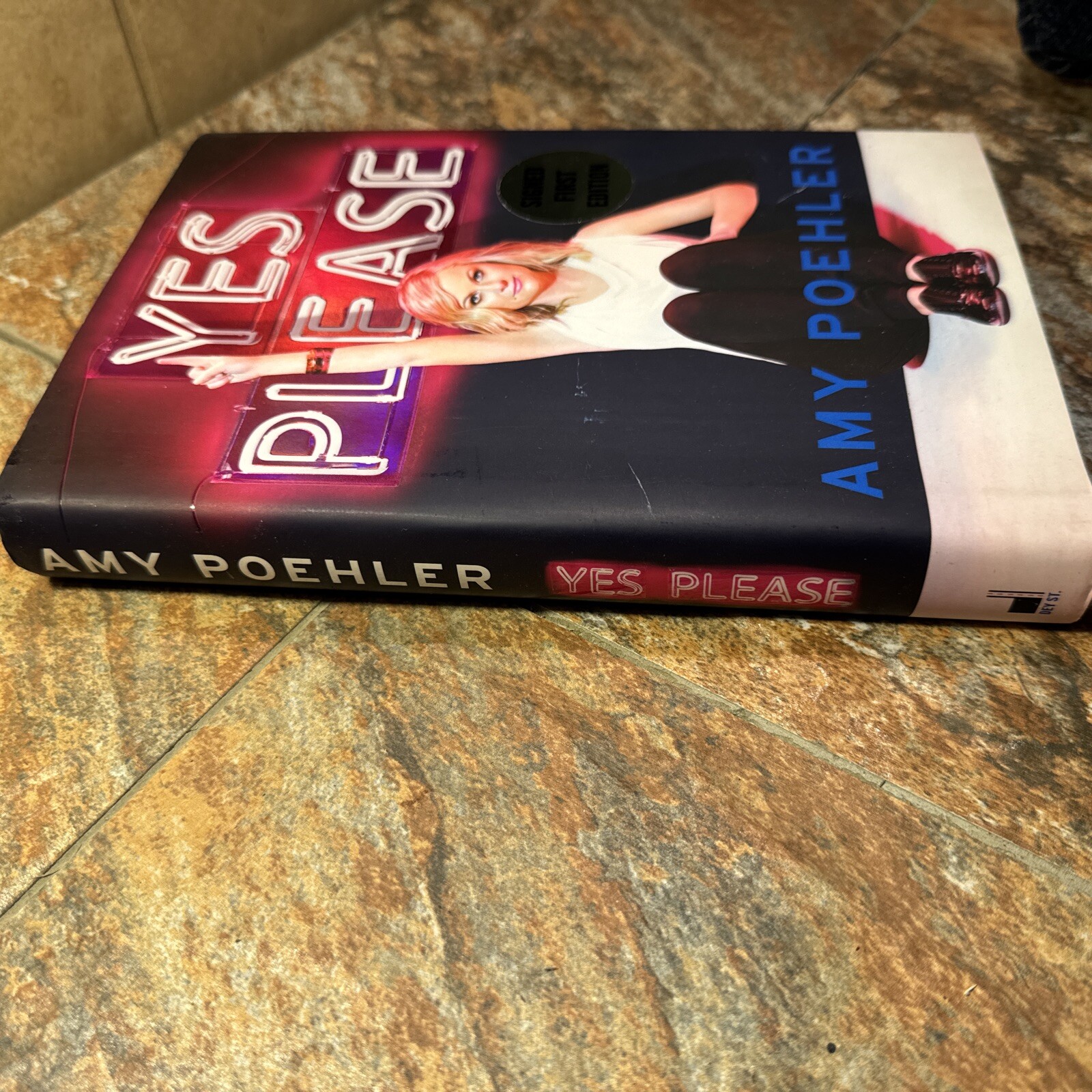 Yes Please, Amy Poehler (2014, HBDC) SIGNED Like New, Parks And Recreation!