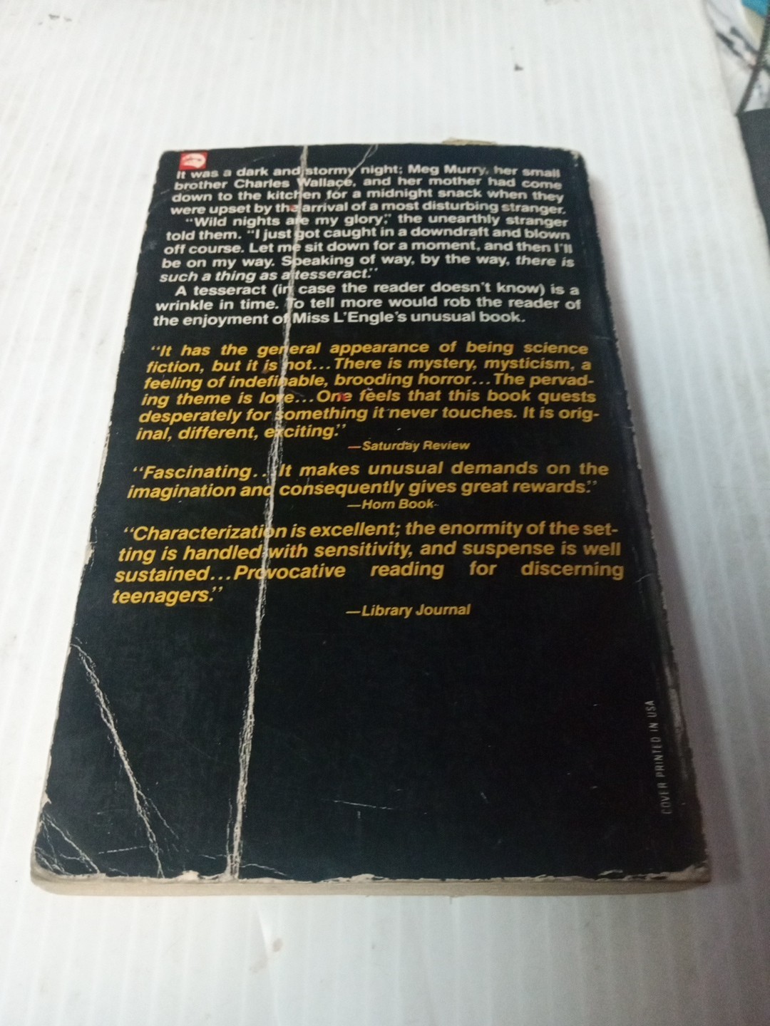 A Wrinkle in Time by Madeleine L&rsquo;Engle 1976 Vintage Paperback