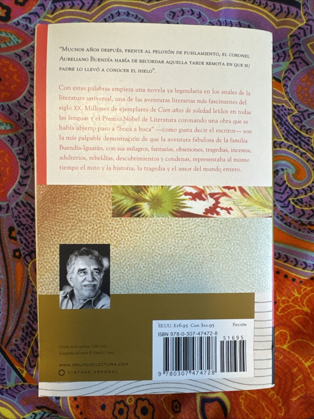 Cien años de Soledad / One Hundred Years of Solitude by Gabriel García Márquez