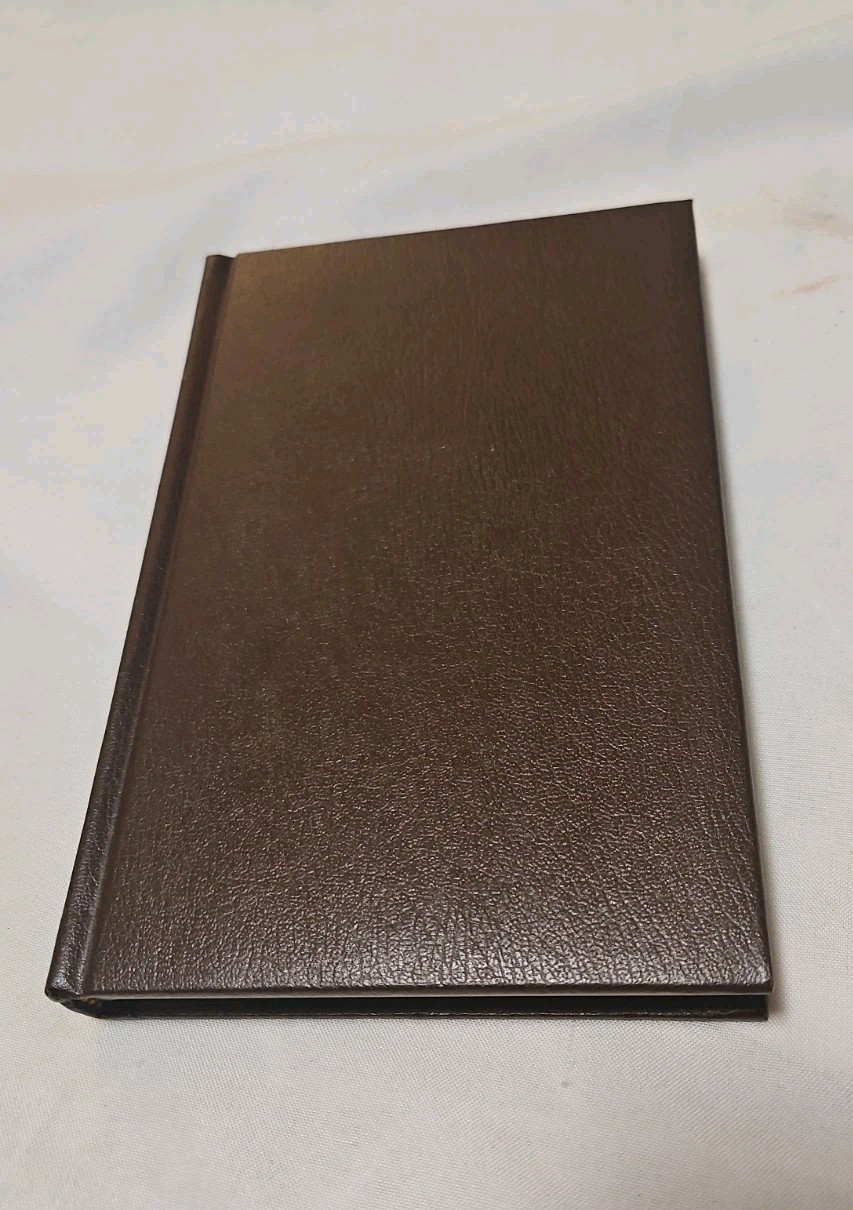 A Trail of Memories: The Quotations of Louis L&rsquo;Amour (Bantam Leatherette, 1988)