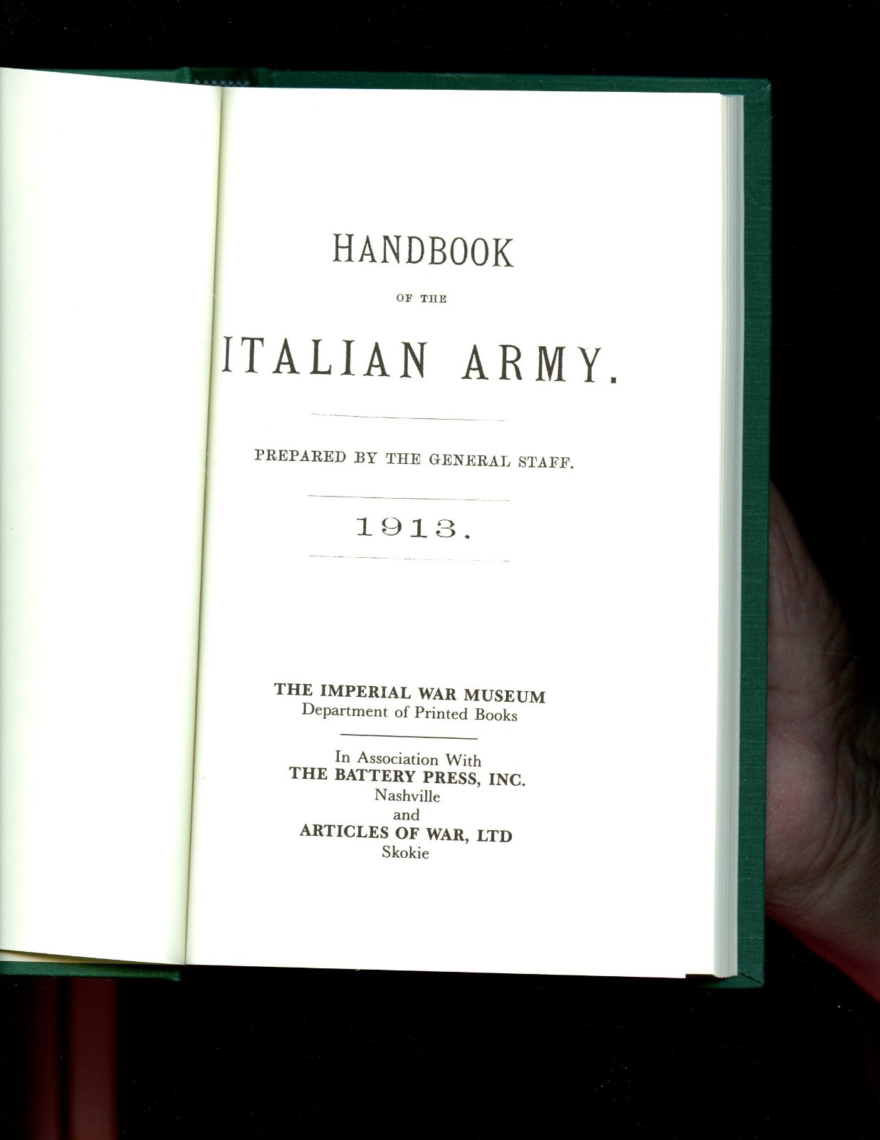 HANDBOOK OF THE ITALIAN ARMY 1913. Battery pr, r/p HB NEW