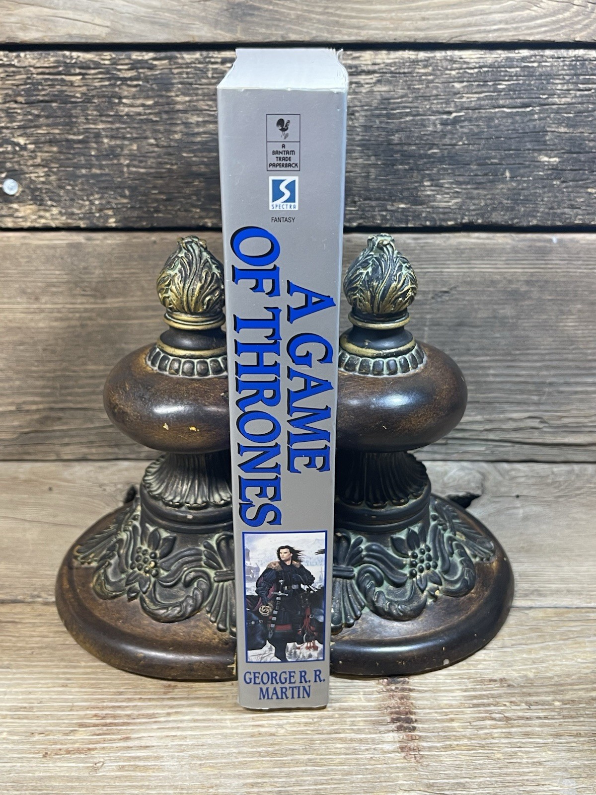 “A Game of Thrones” George R. R. Martin Trade Oversized PB Rare Jon Snow Cover