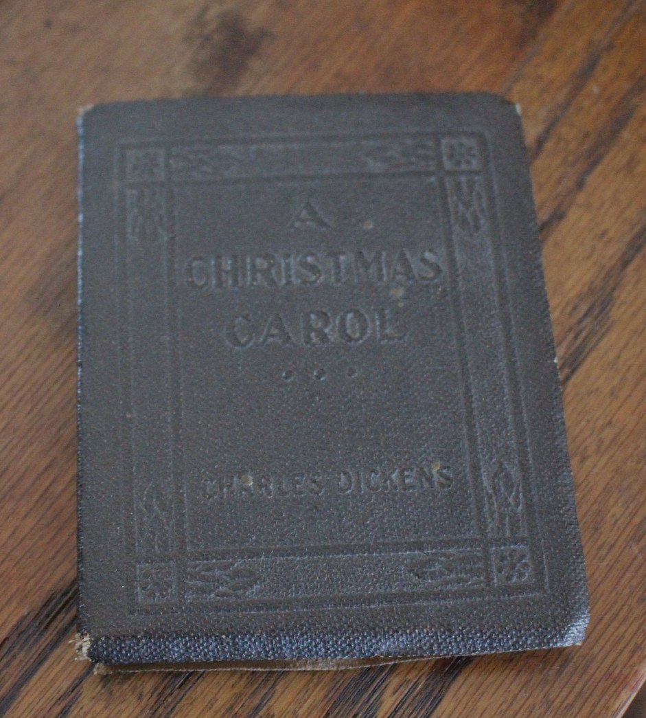 Little Leather Library – A CHRISTMAS CAROL Charles Dickens Antique Book 1920&rsquo;s