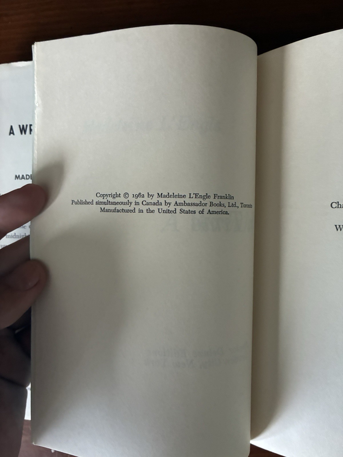 A Wrinkle in Time By Madeleine L&rsquo;engle Hardcover Book 1962 Book Club 1st Edition