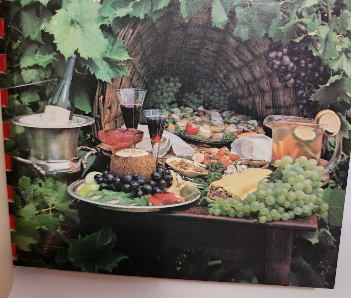Lone Star Legacy II Cookbook 1986 Texas Austin TX Junior Forum Recipes 364 Pages