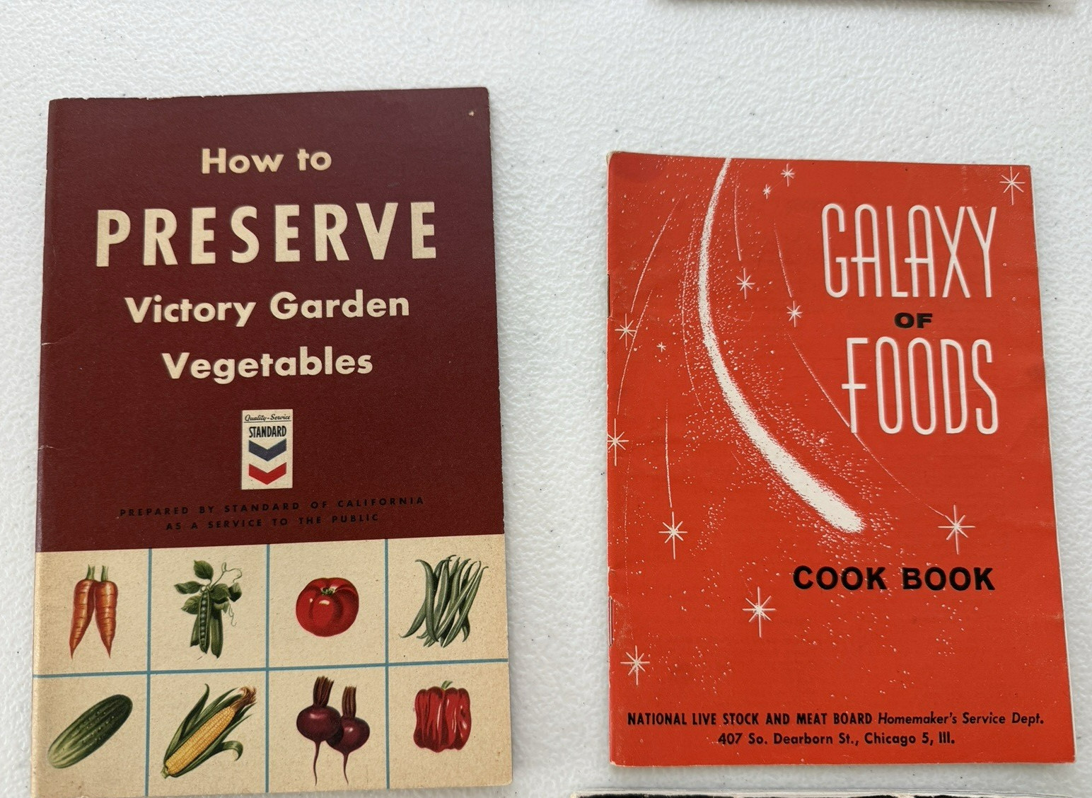 1920-1950&rsquo;s Vintage lot of Recipe Booklets, Pamphlets, Advertising,Cookbooks
