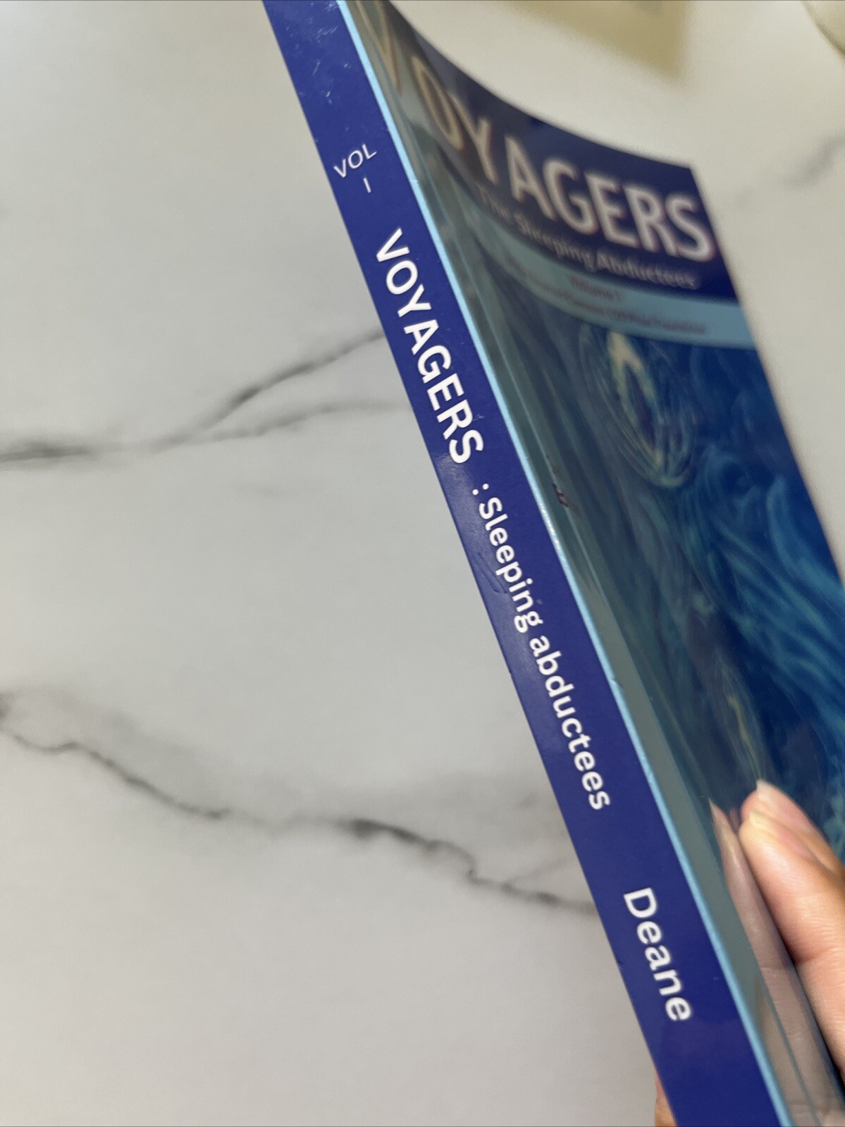 1Voyagers Vol.1 « The Sleeping Abductees » ,2nd Edition,By Ashayana Deane Reprint