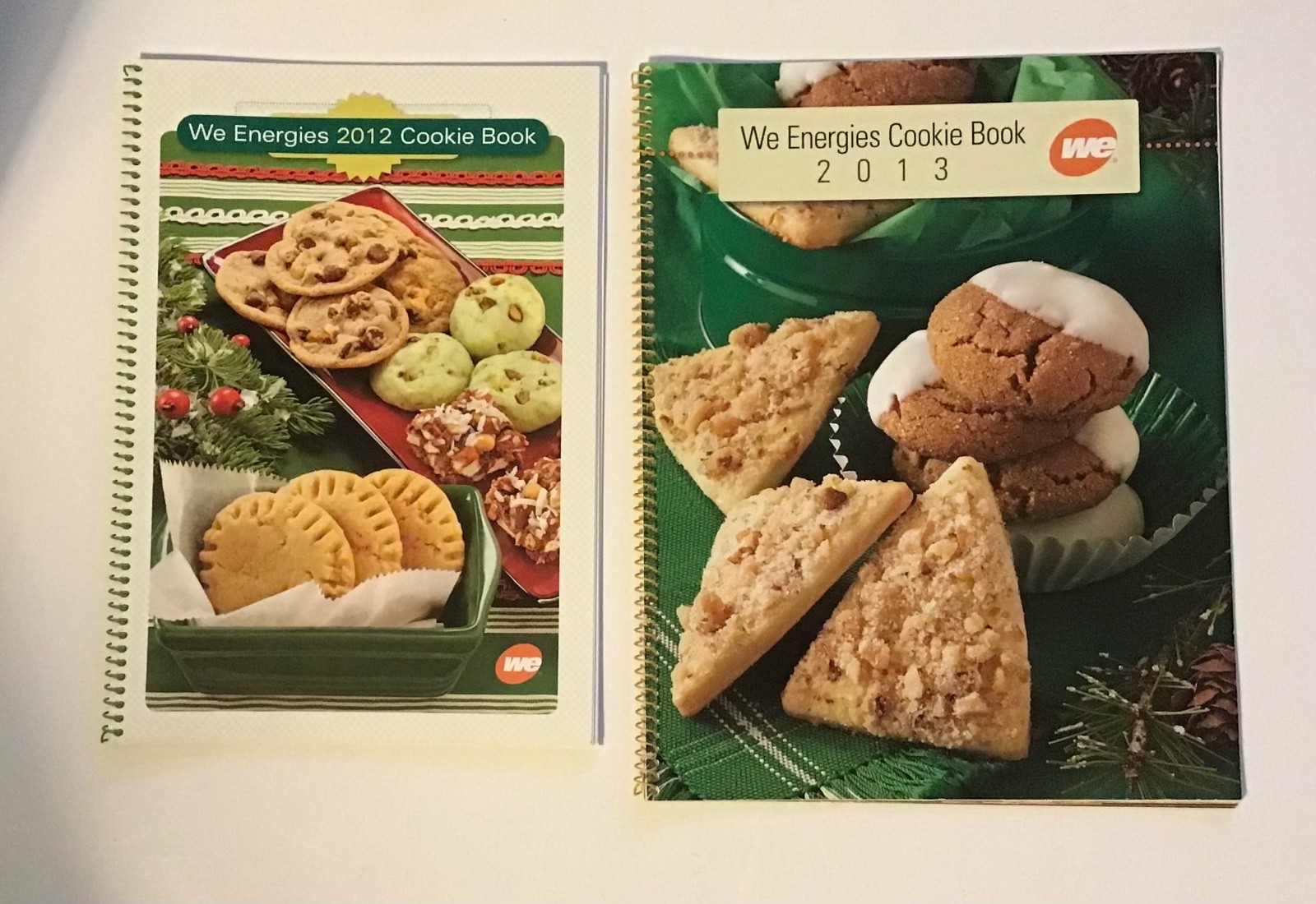 Lot Of 21 We Energies Cookie Books Wisconsin Electric 2006-2025 + 1998 Cooky