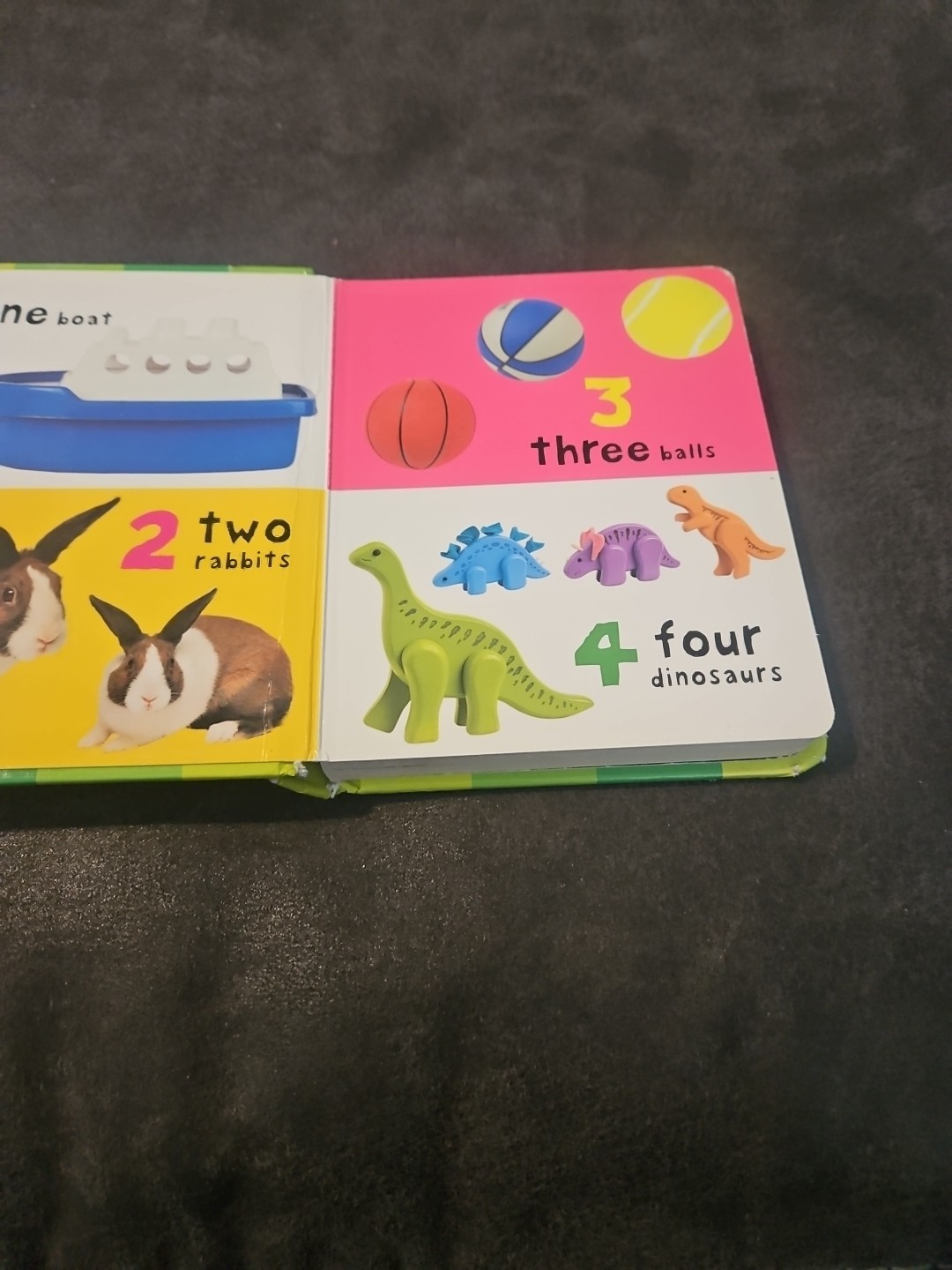 2011, « First 100 Padded: Numbers, Colors, Shapes » by Roger Priddy