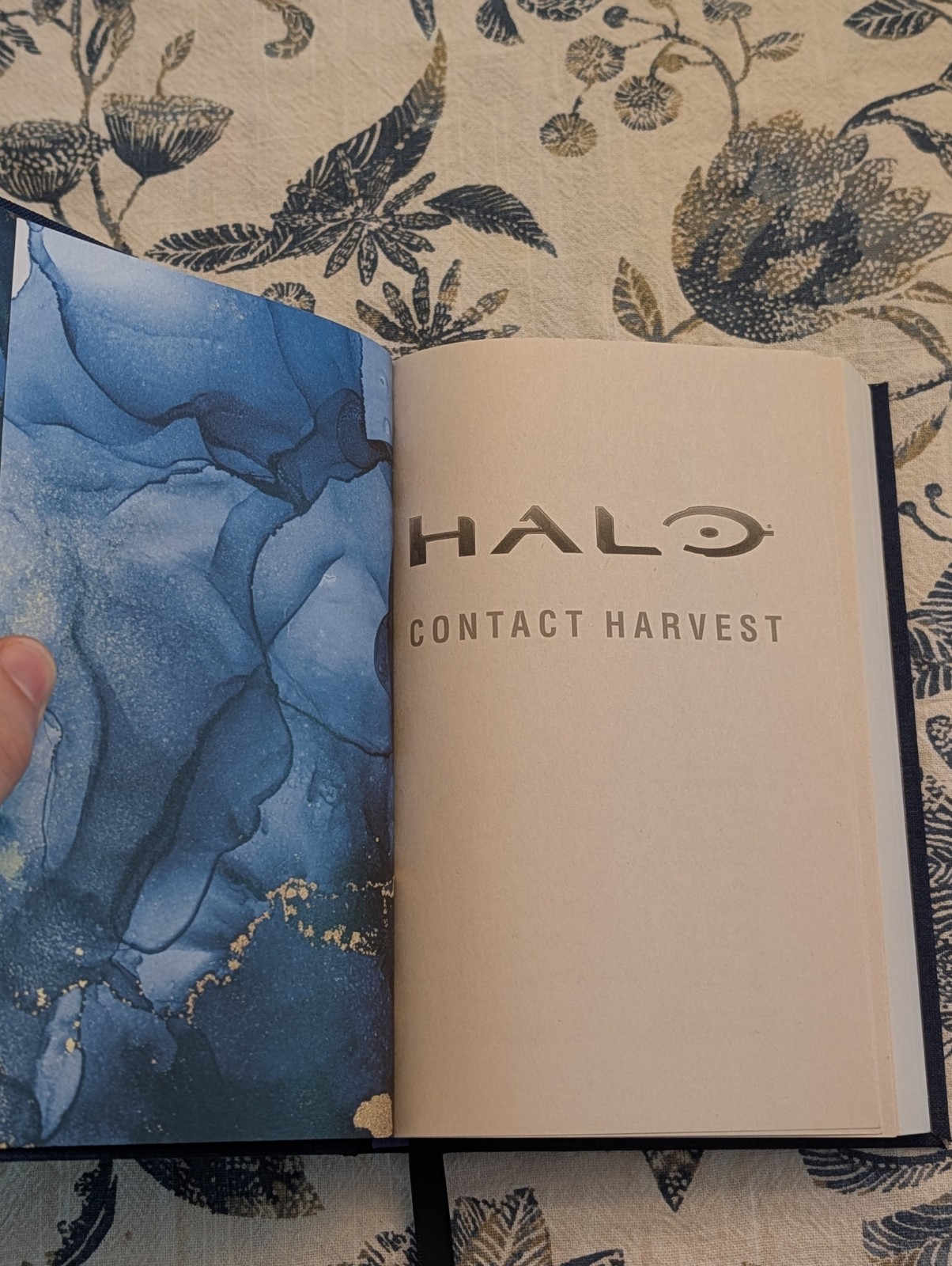 Halo Contact Harvest By Eric Rylund Custom Rebound Hardcover Collector&rsquo;s Book