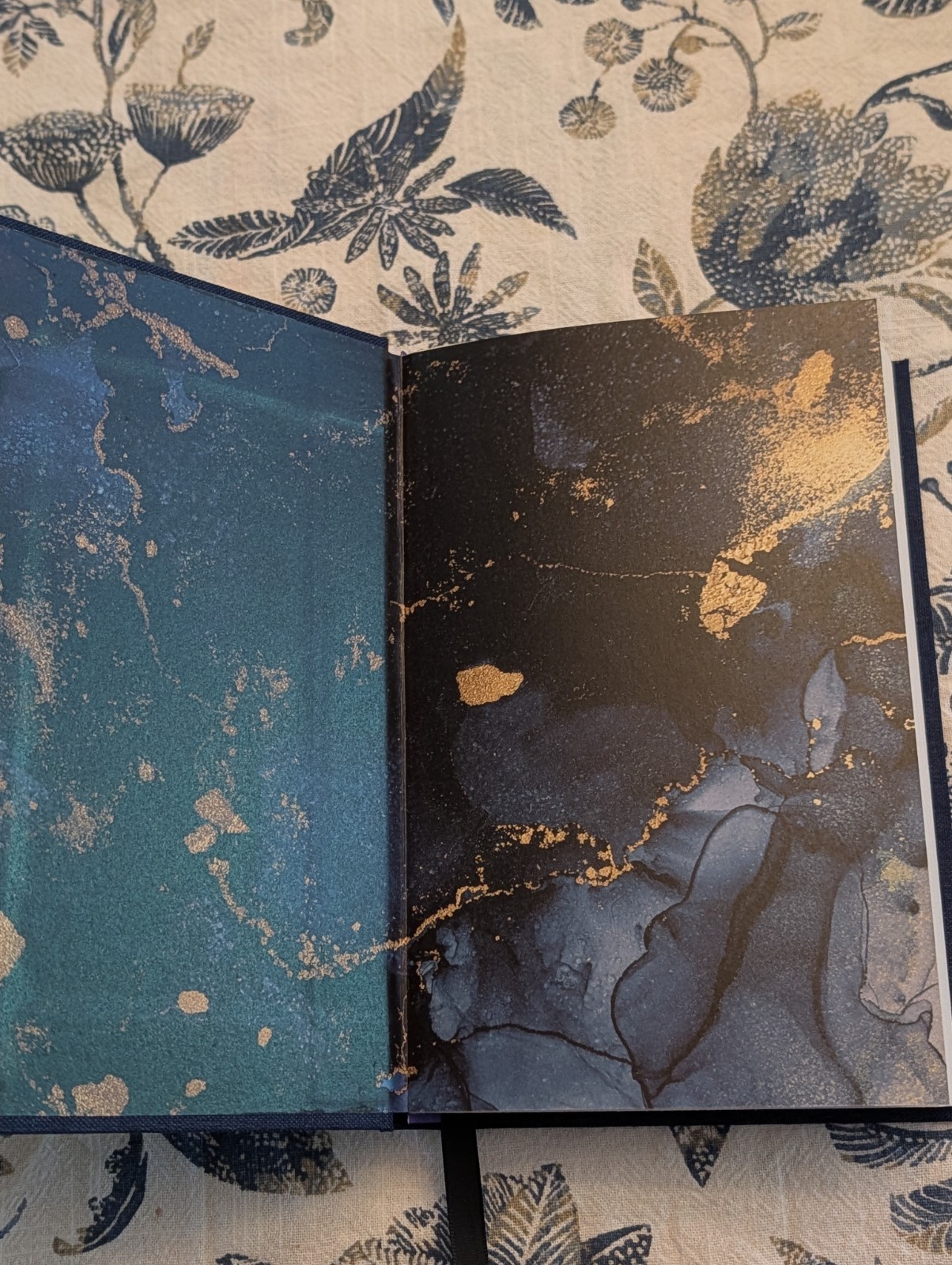 Halo Contact Harvest By Eric Rylund Custom Rebound Hardcover Collector&rsquo;s Book